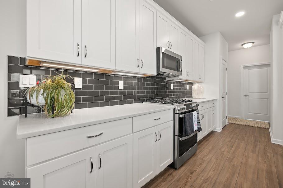 MILLBROOK FARMS - Residential