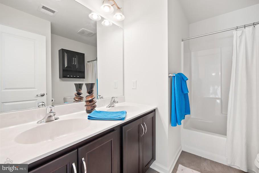 MILLBROOK FARMS - Residential