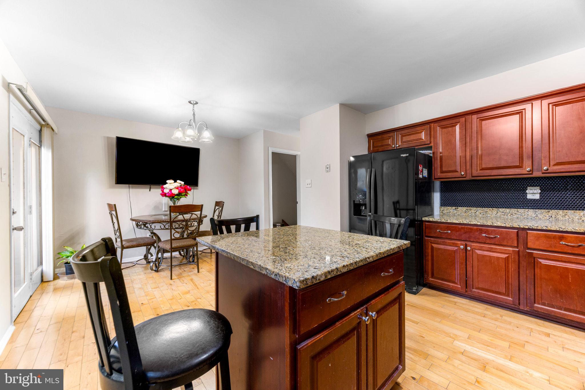 SAGAMORE VILLAGE - Residential