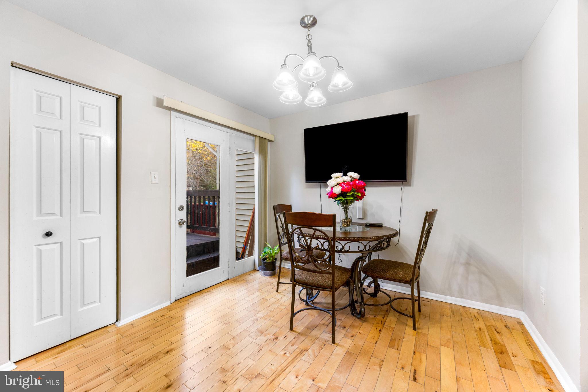 SAGAMORE VILLAGE - Residential