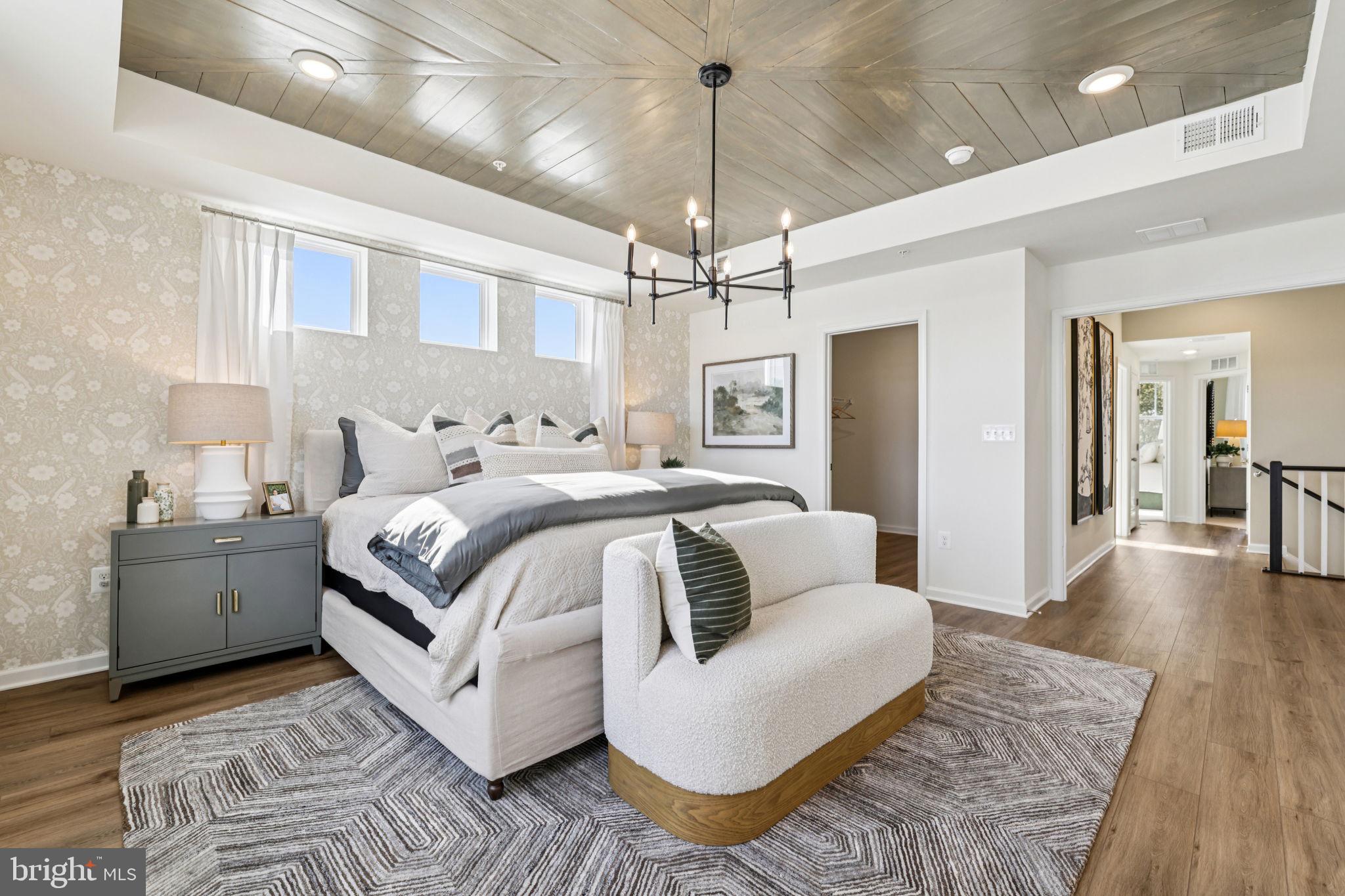 MONTGOMERY VILLAGE - Residential