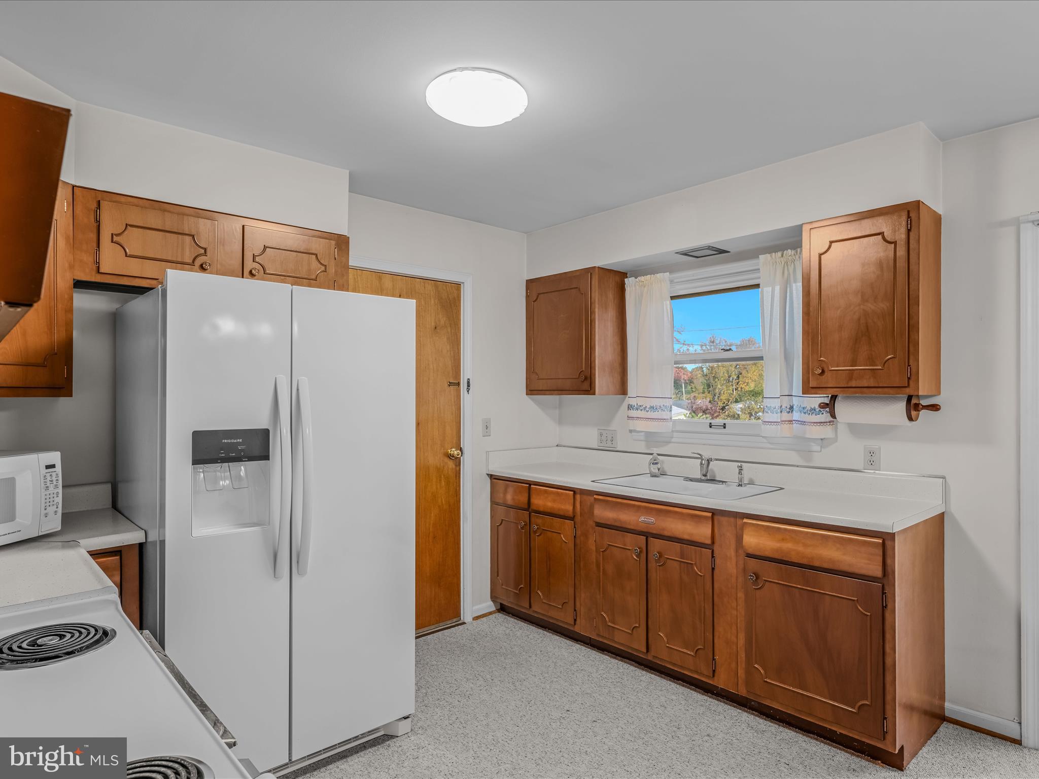 BERKELEY MANOR - Residential