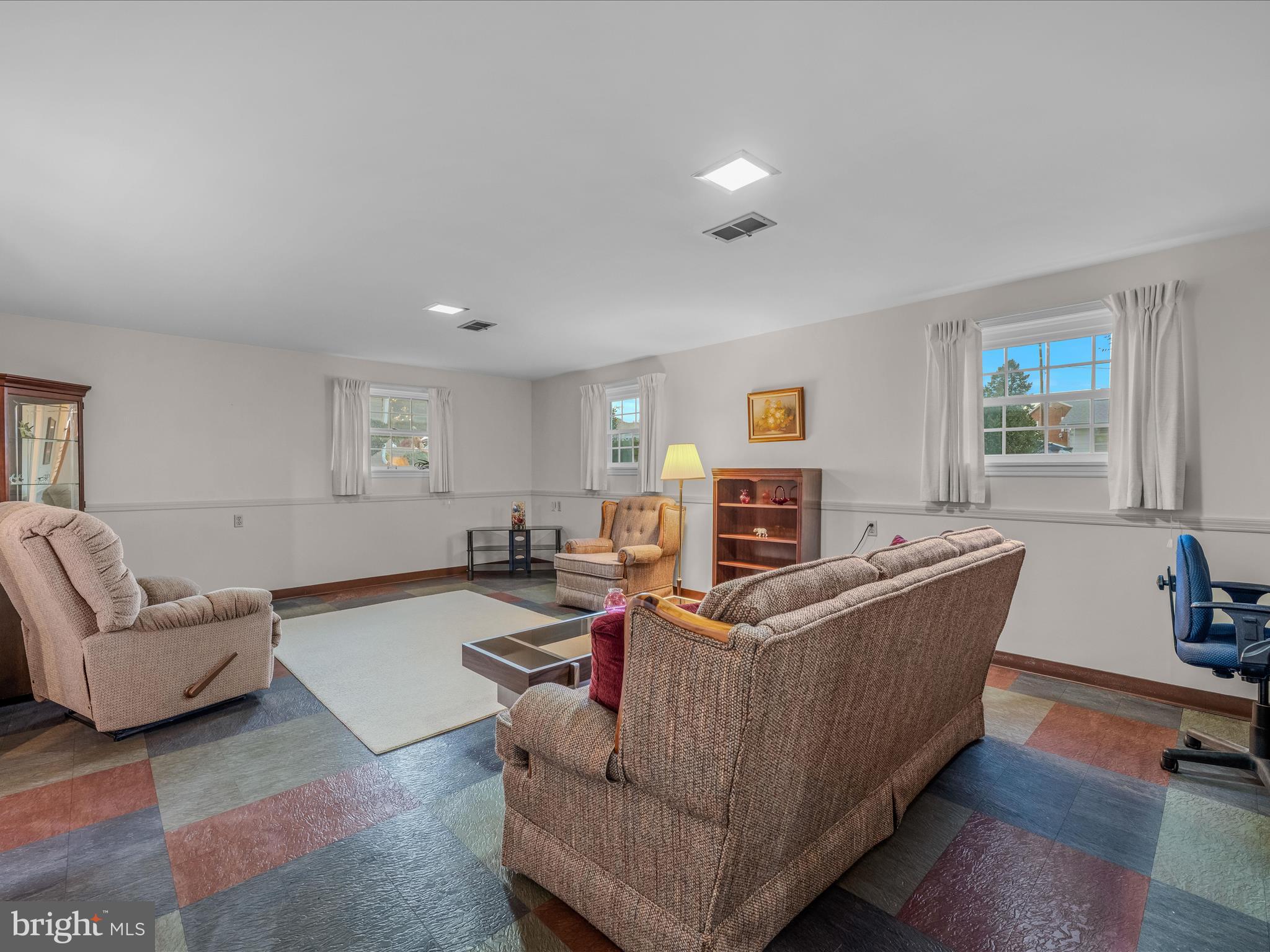 BERKELEY MANOR - Residential