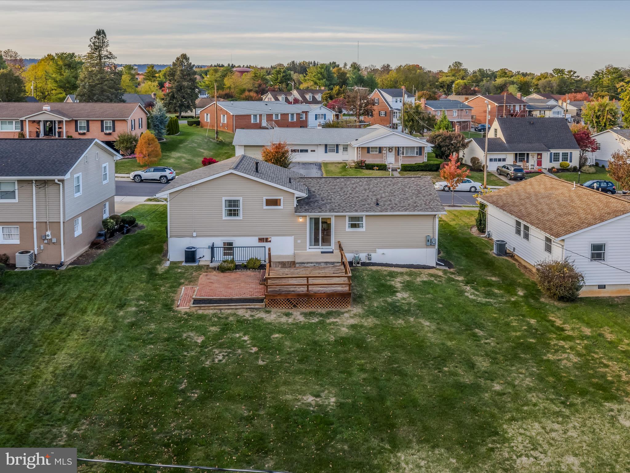 BERKELEY MANOR - Residential