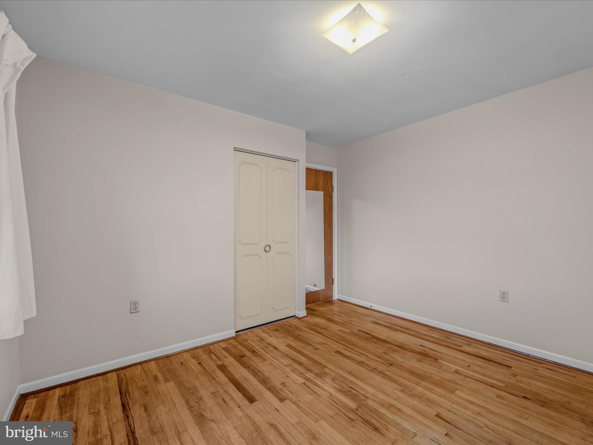 BERKELEY MANOR - Residential