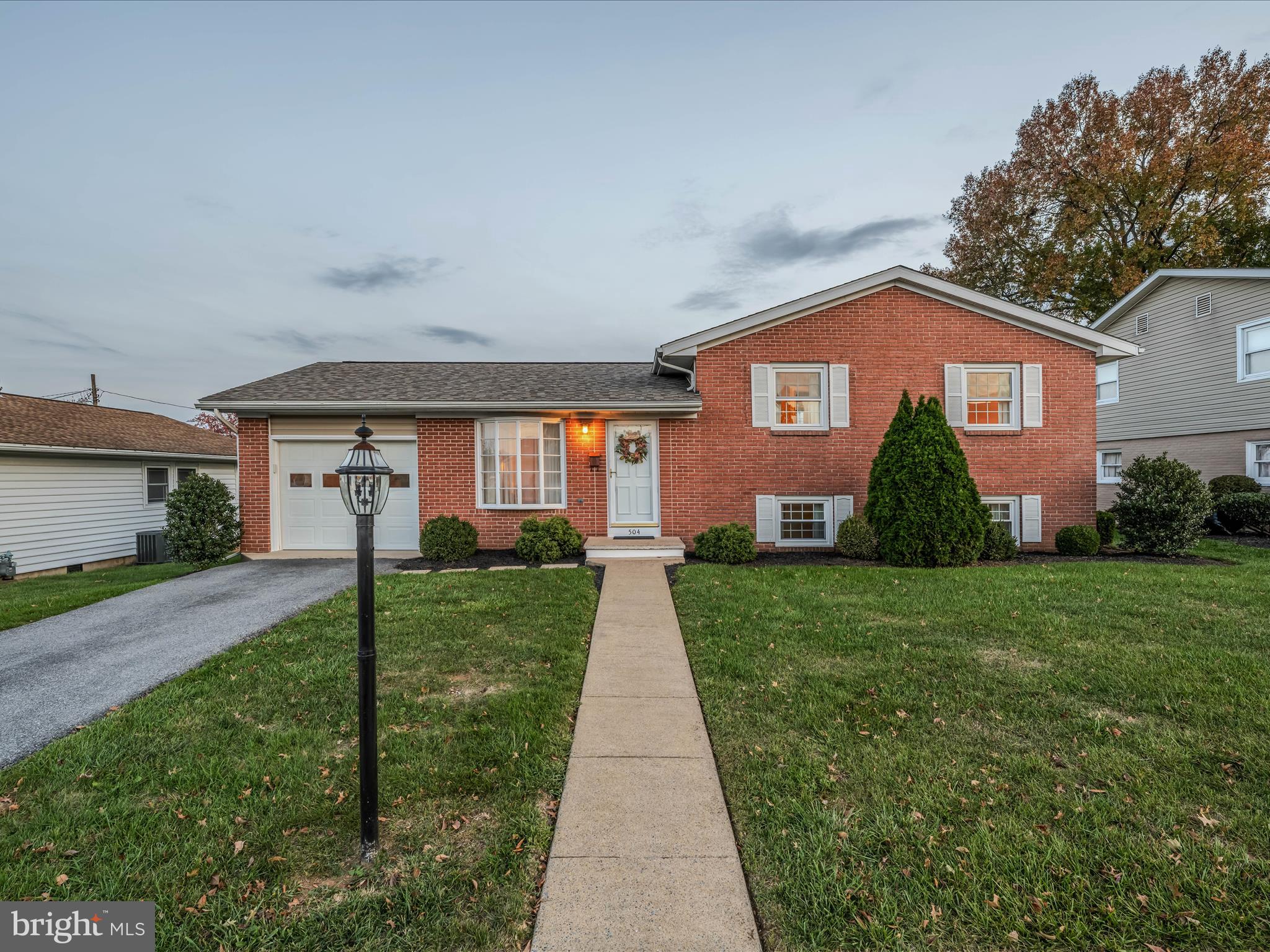 BERKELEY MANOR - Residential