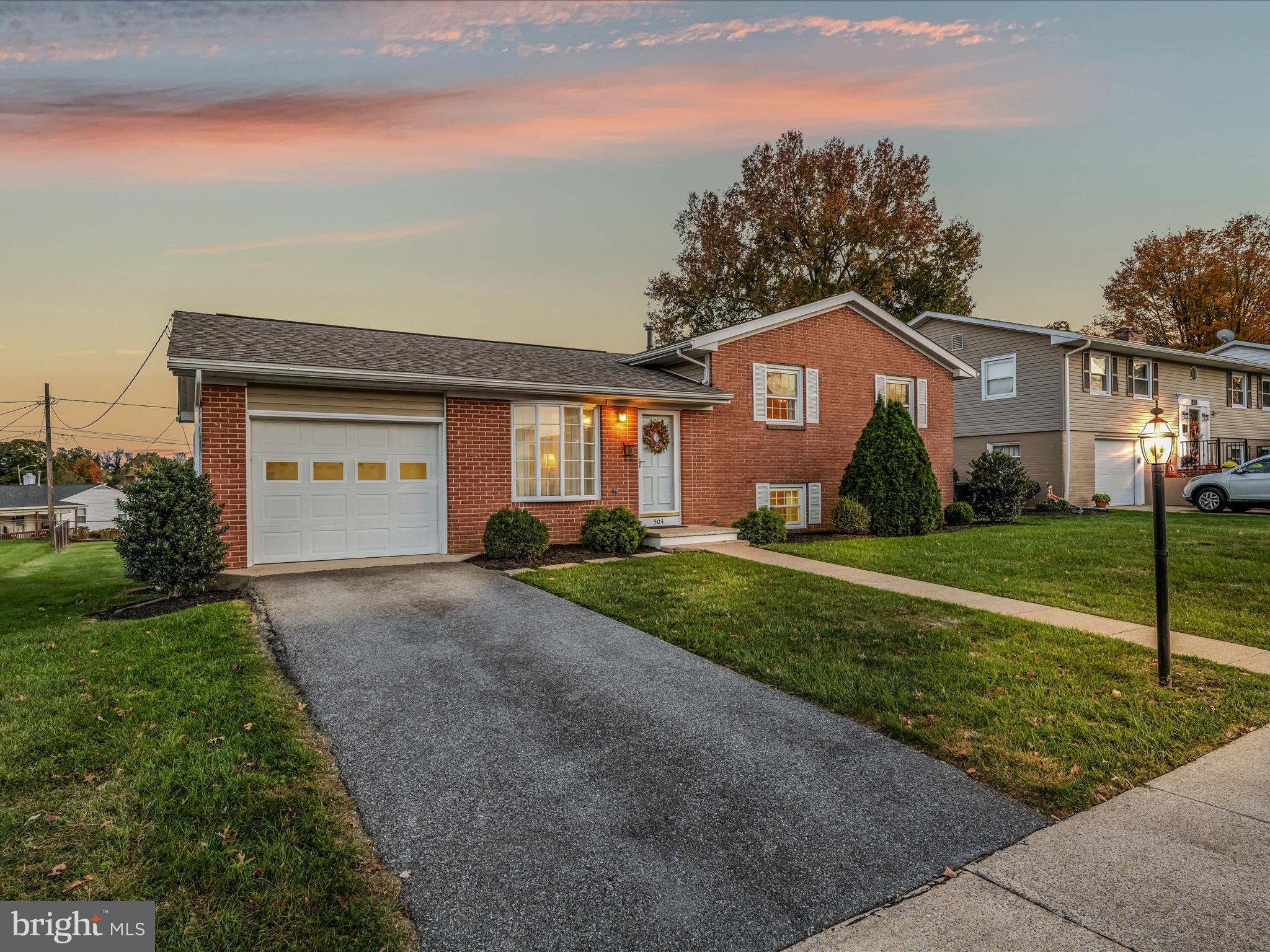 BERKELEY MANOR - Residential