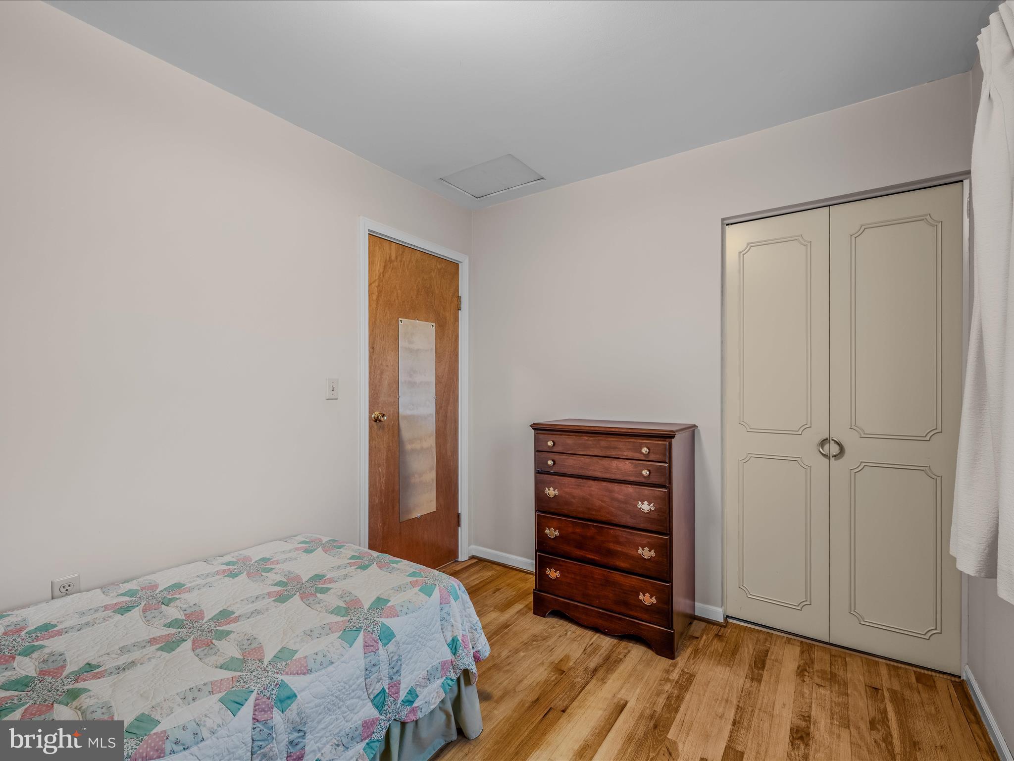 BERKELEY MANOR - Residential