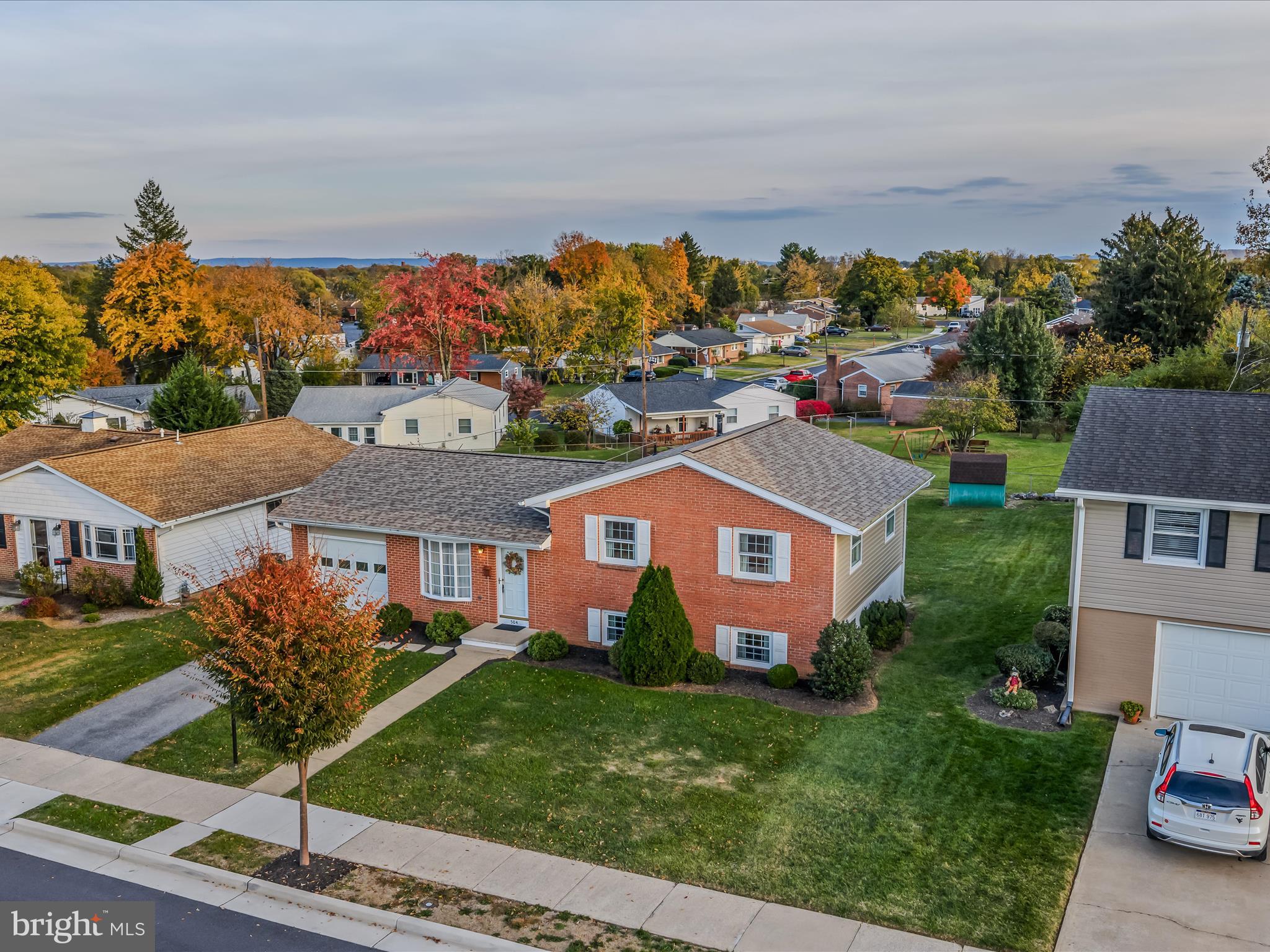 BERKELEY MANOR - Residential