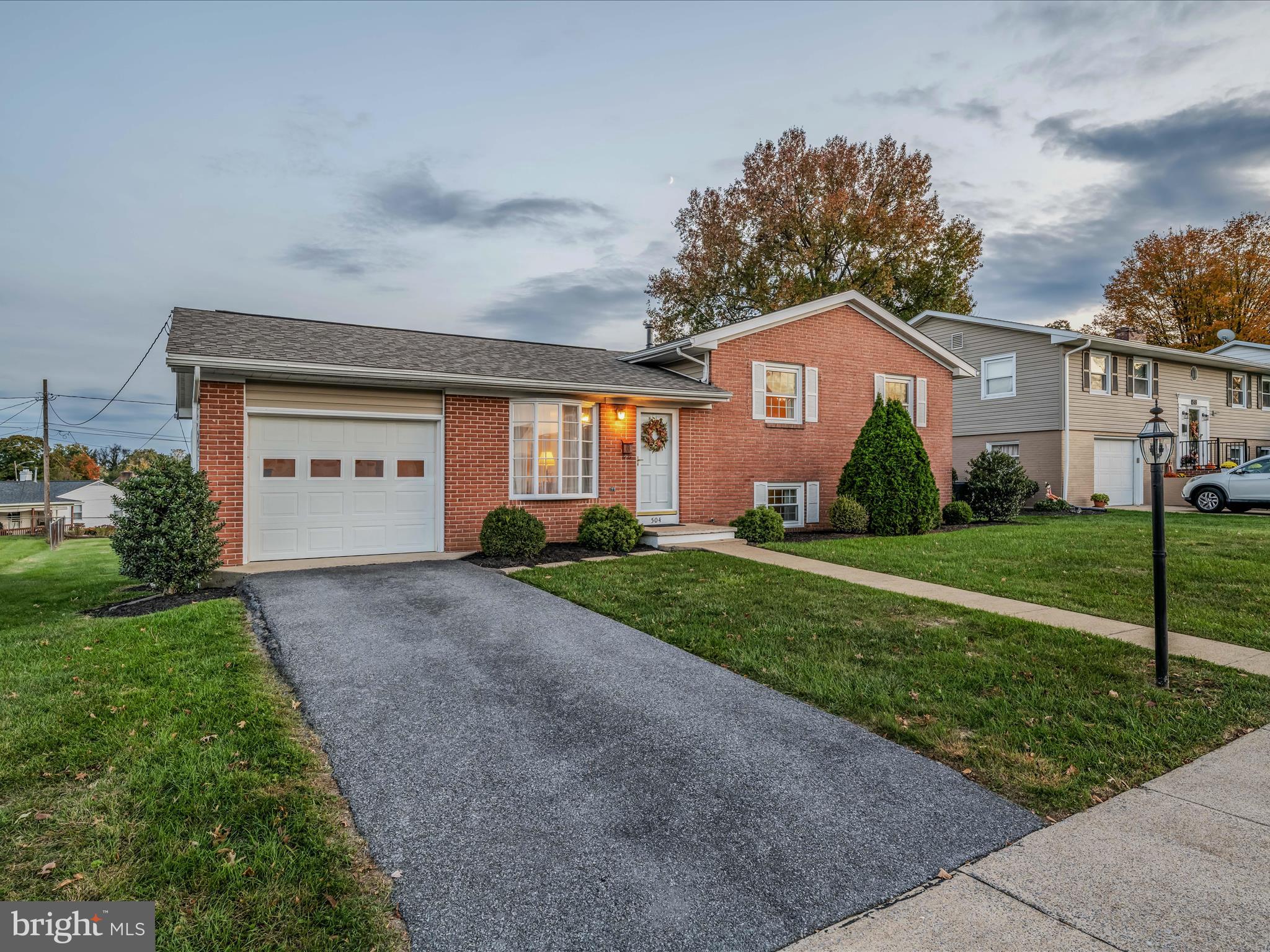BERKELEY MANOR - Residential