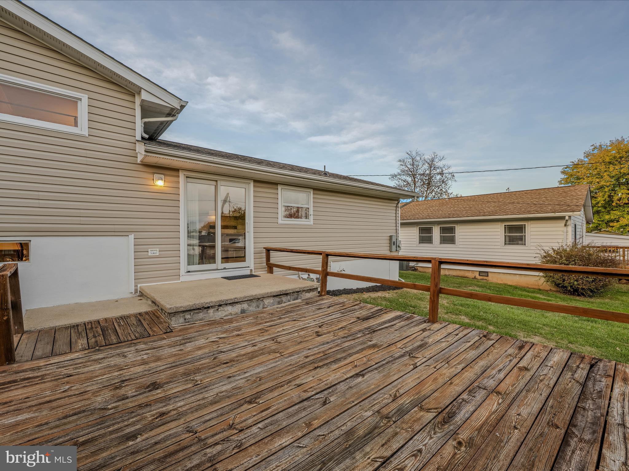 BERKELEY MANOR - Residential