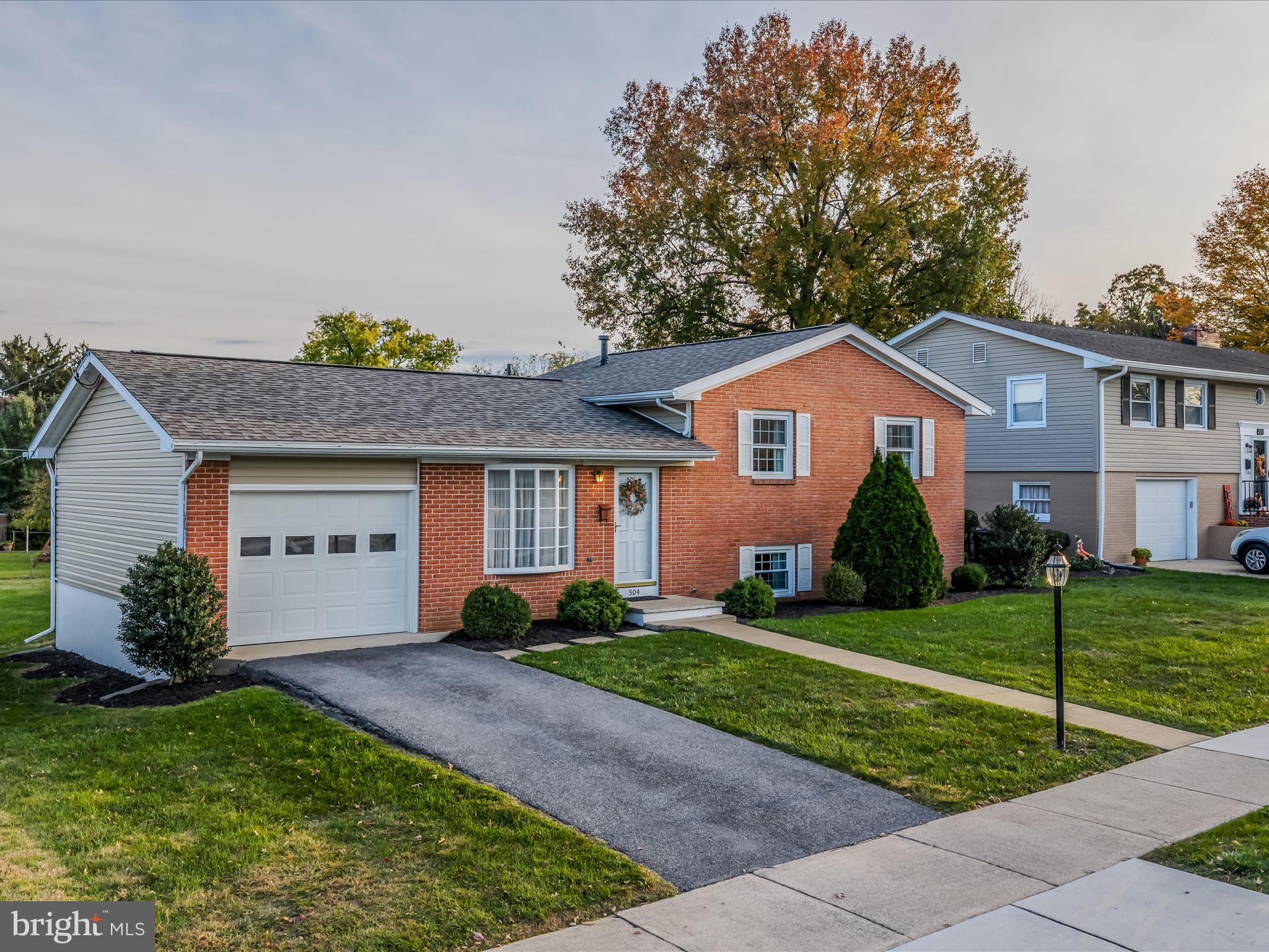 BERKELEY MANOR - Residential