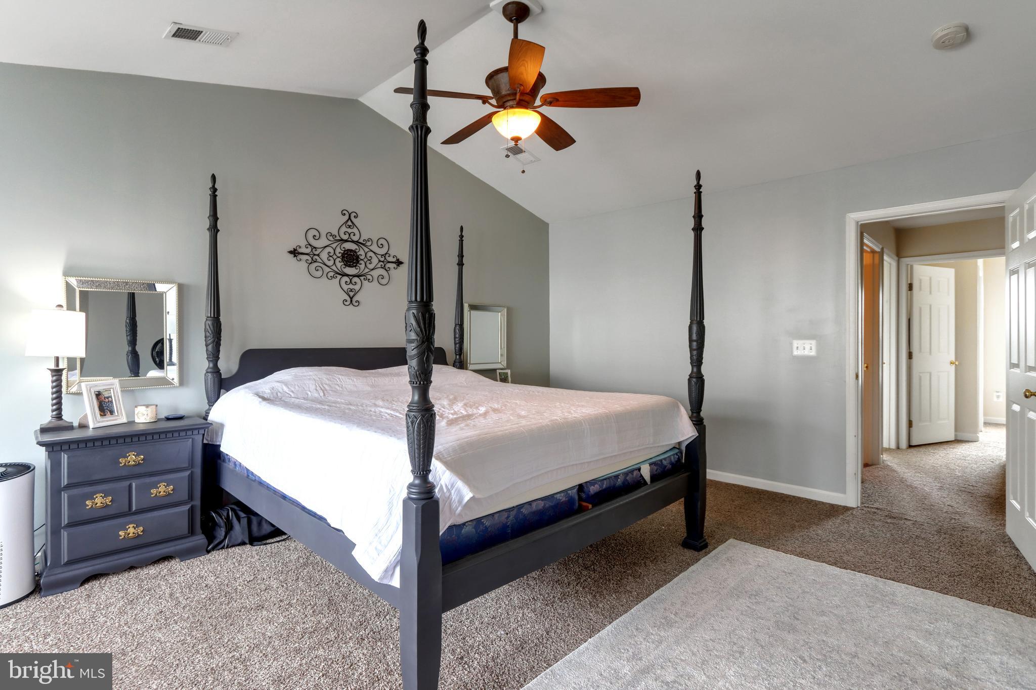 LAKELAND PLACE - Residential