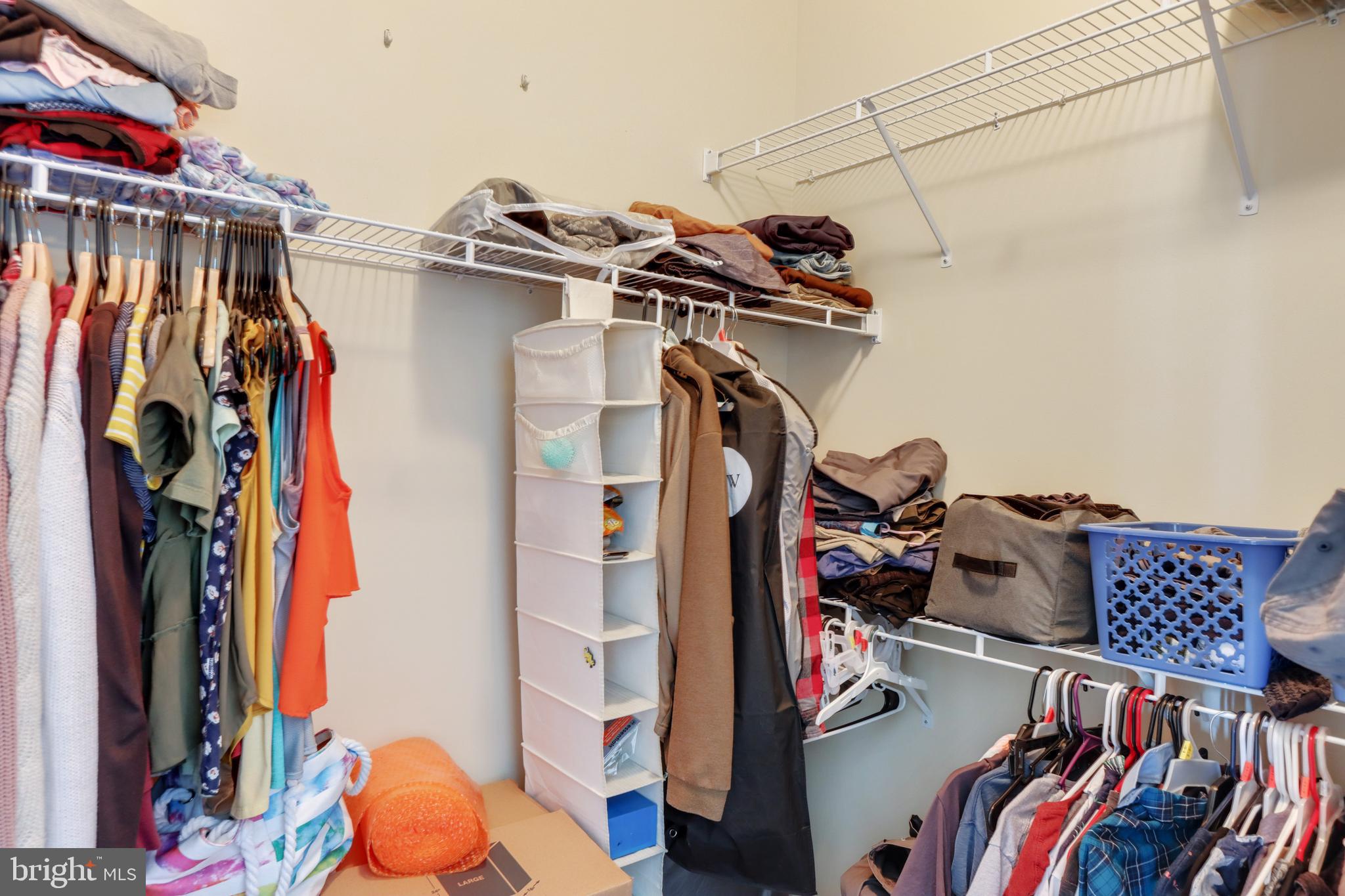 LAKELAND PLACE - Residential