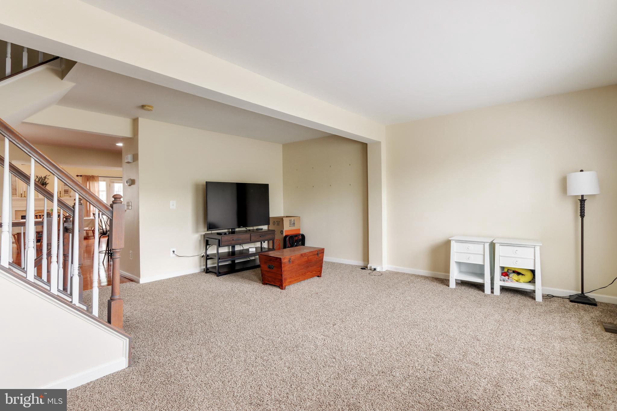 LAKELAND PLACE - Residential