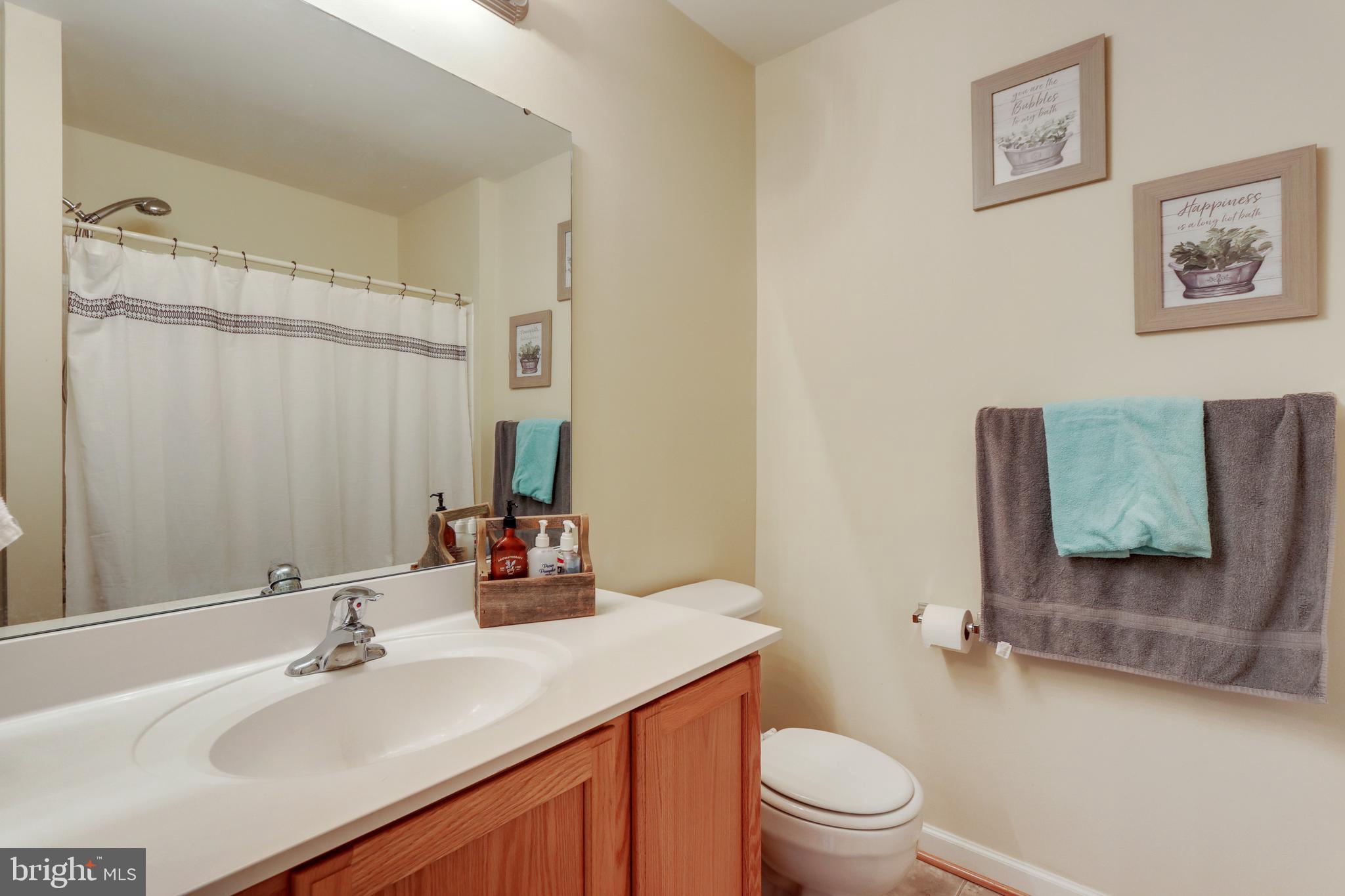 LAKELAND PLACE - Residential