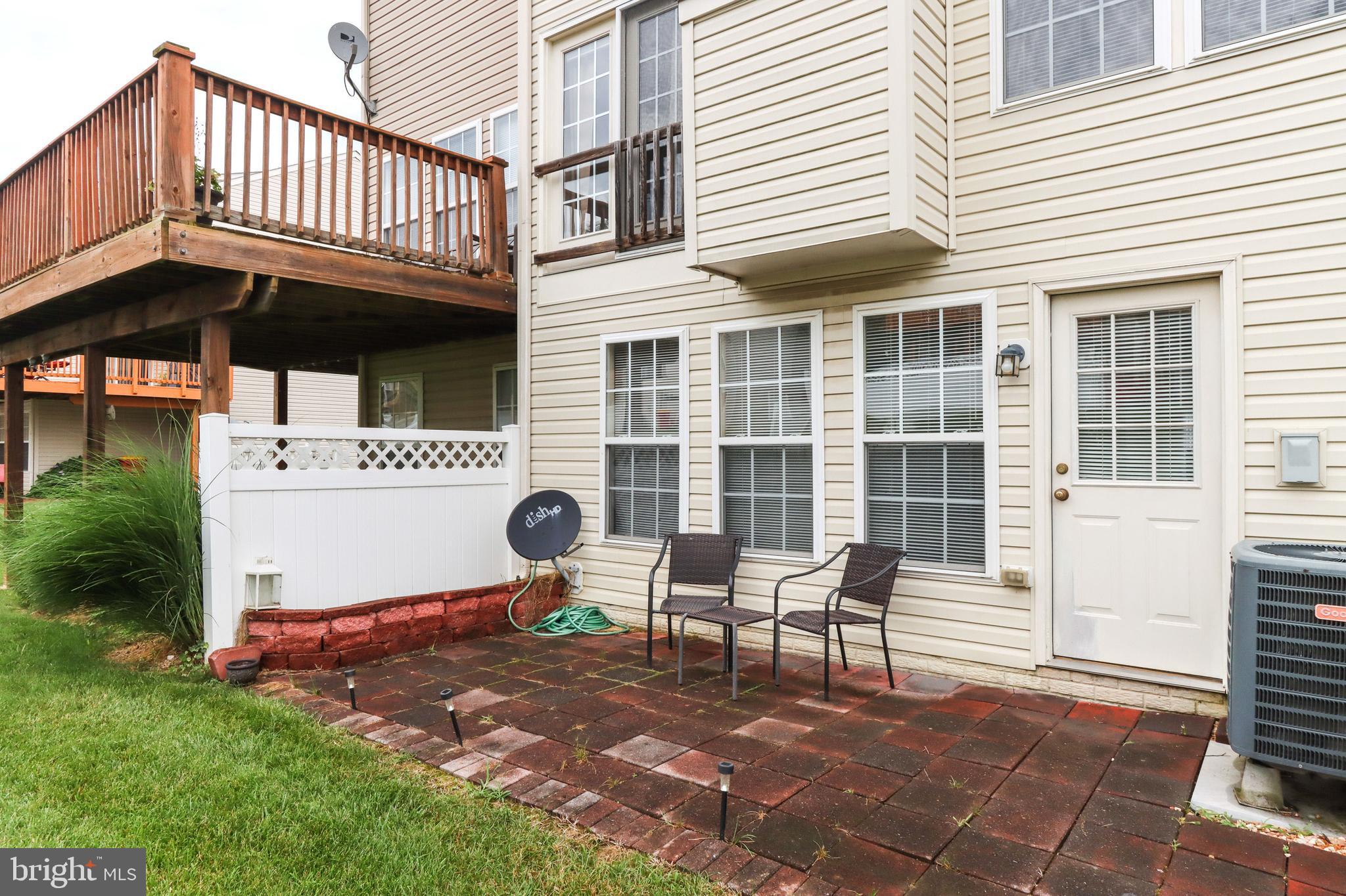 LAKELAND PLACE - Residential