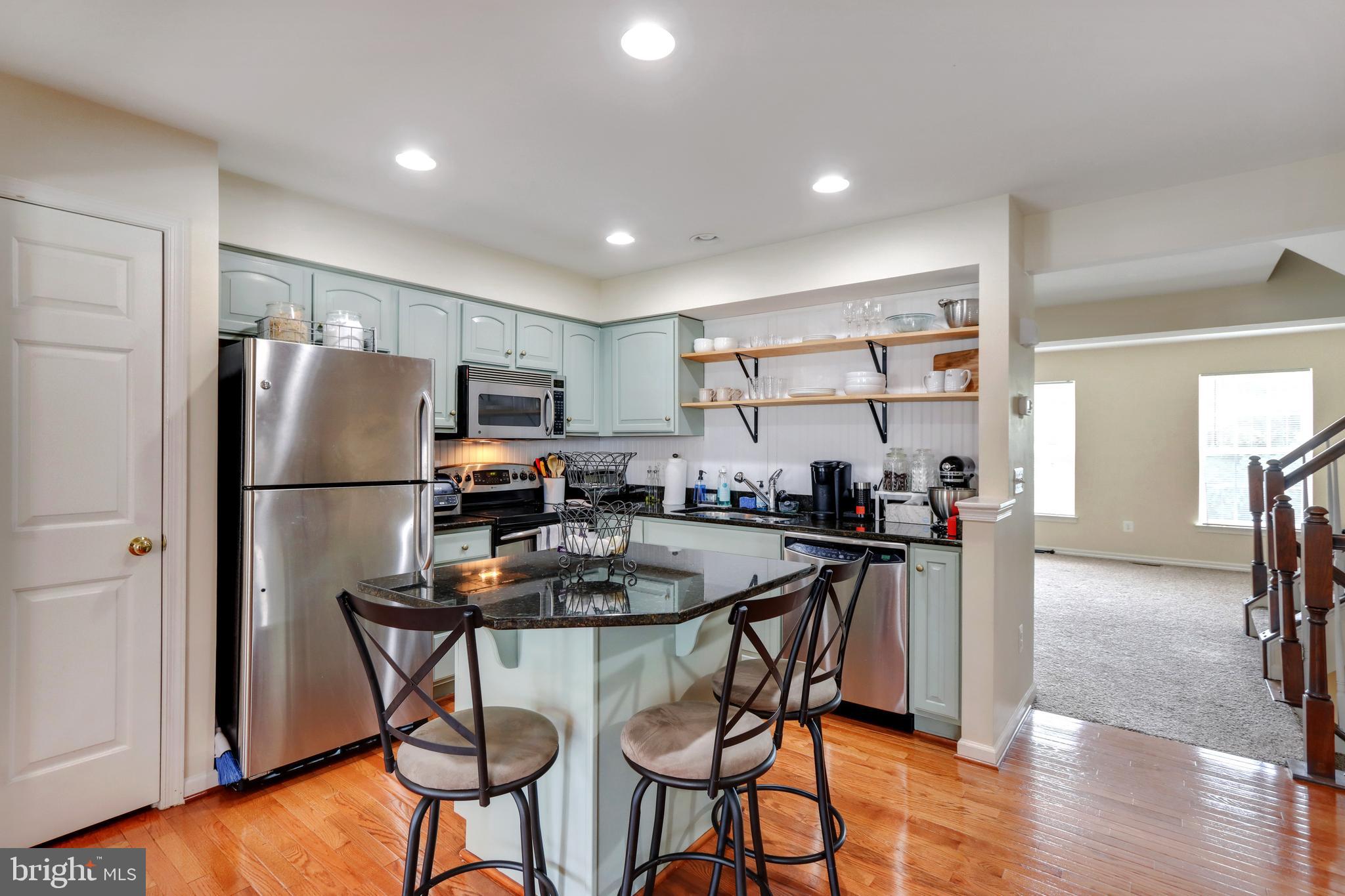 LAKELAND PLACE - Residential