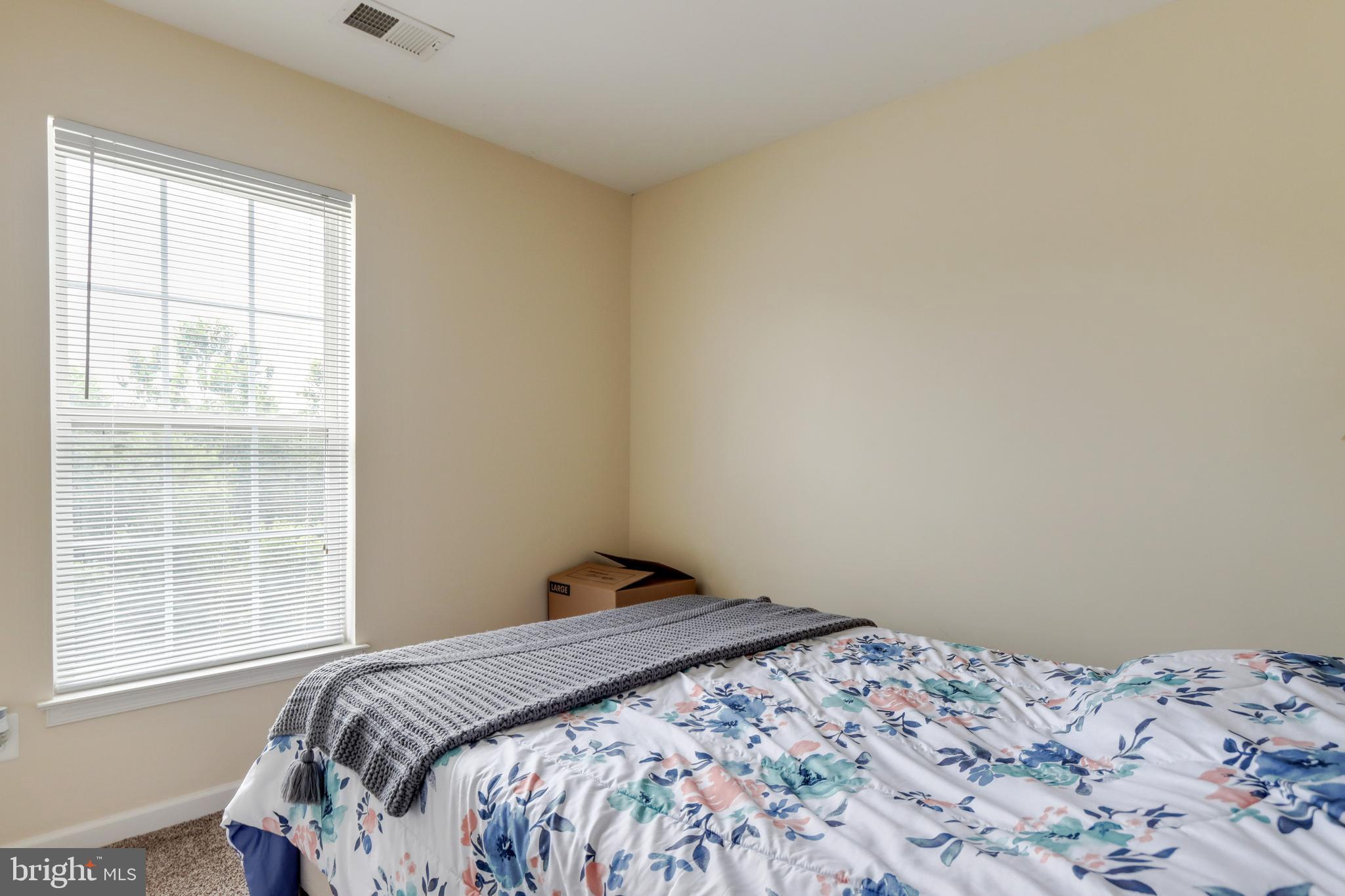 LAKELAND PLACE - Residential