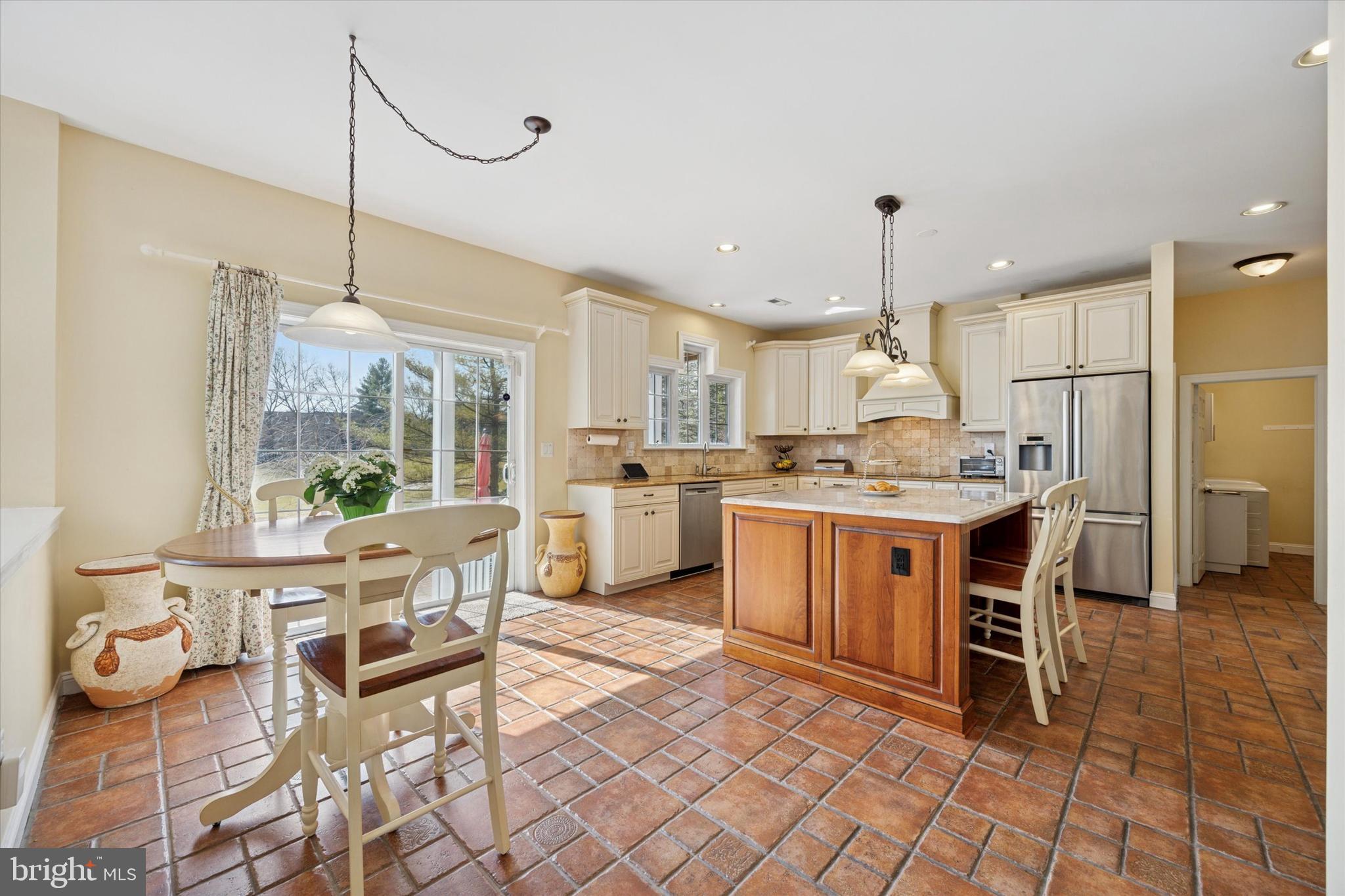 TALAMORE - Residential