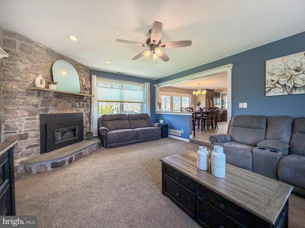 HIGHSPIRE - Residential