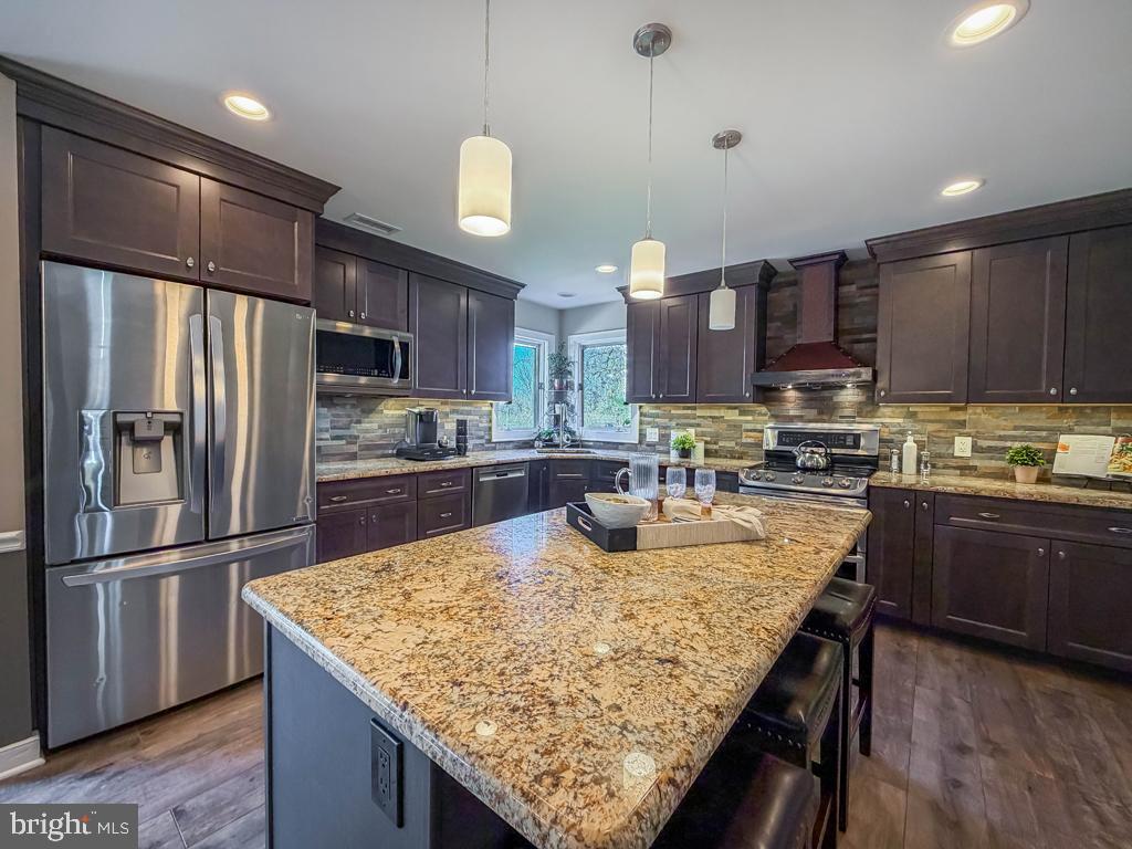 HIGHSPIRE - Residential