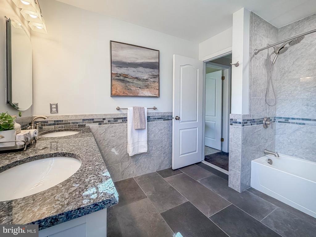 HIGHSPIRE - Residential