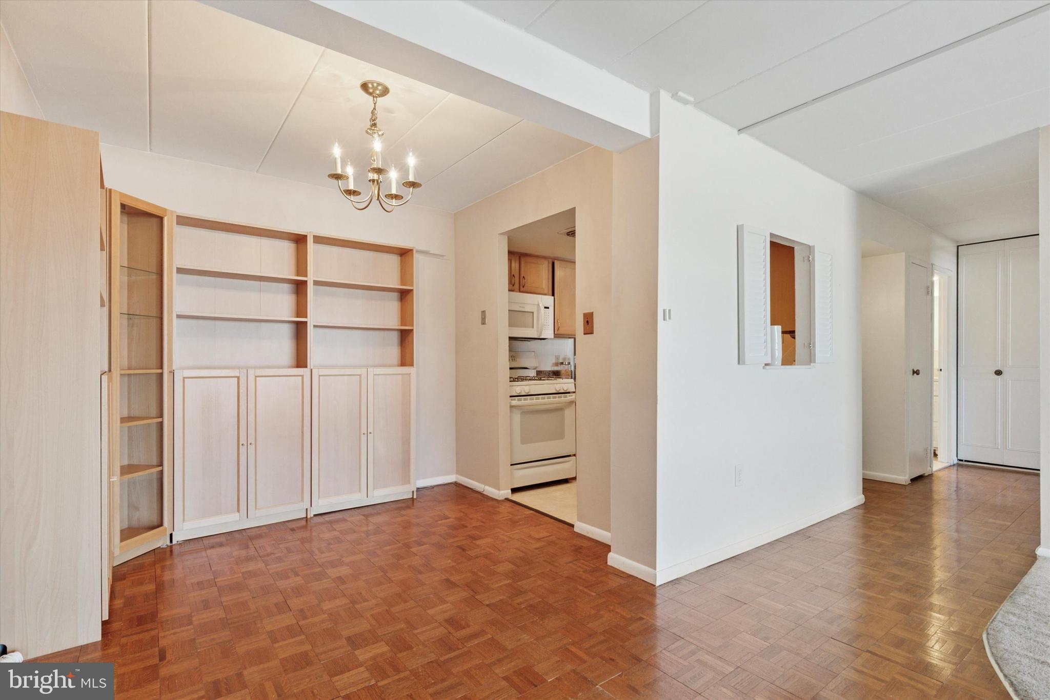 100 WEST AVENUE 604-W