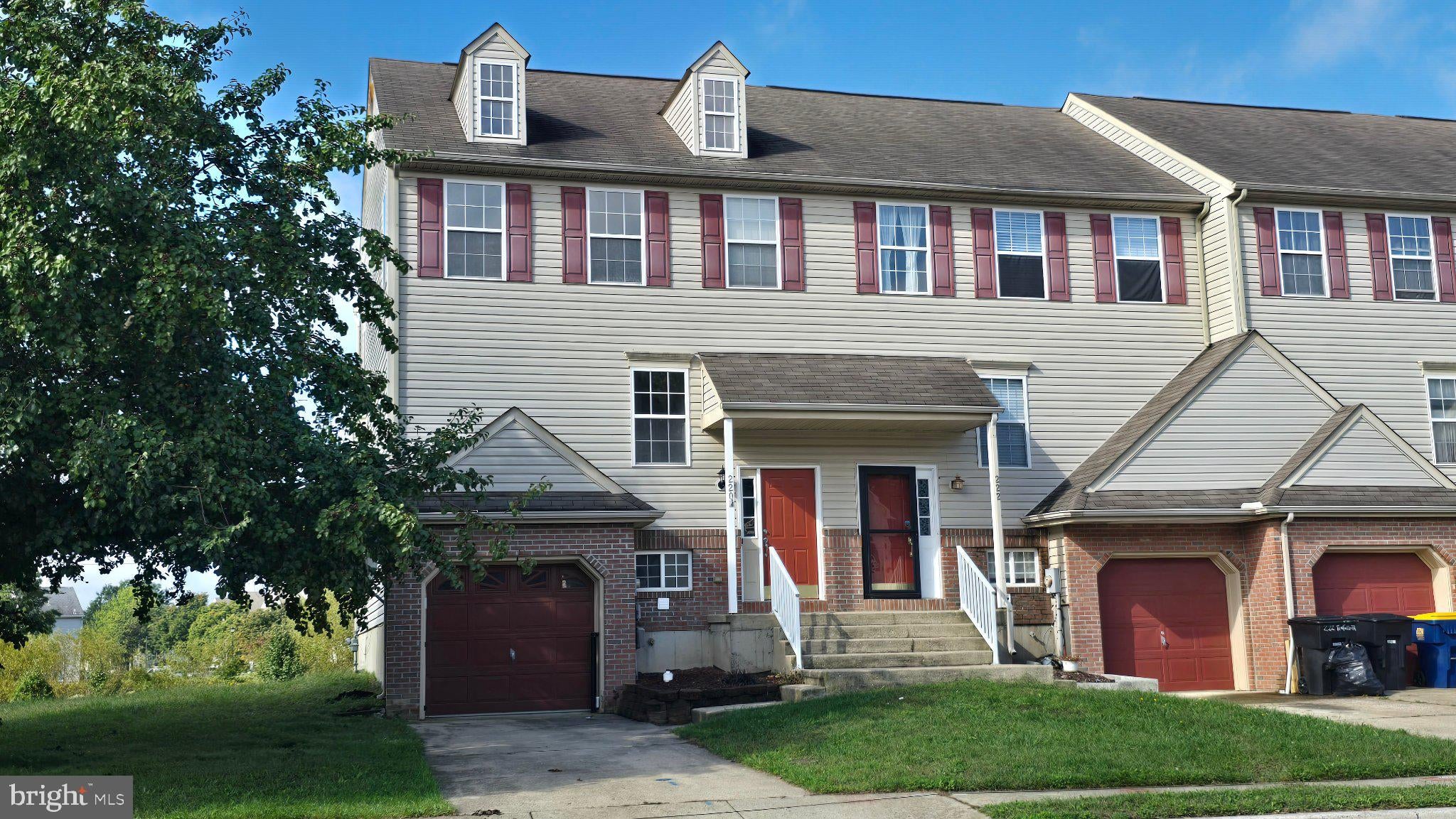 220 TRAFALGAR DRIVE