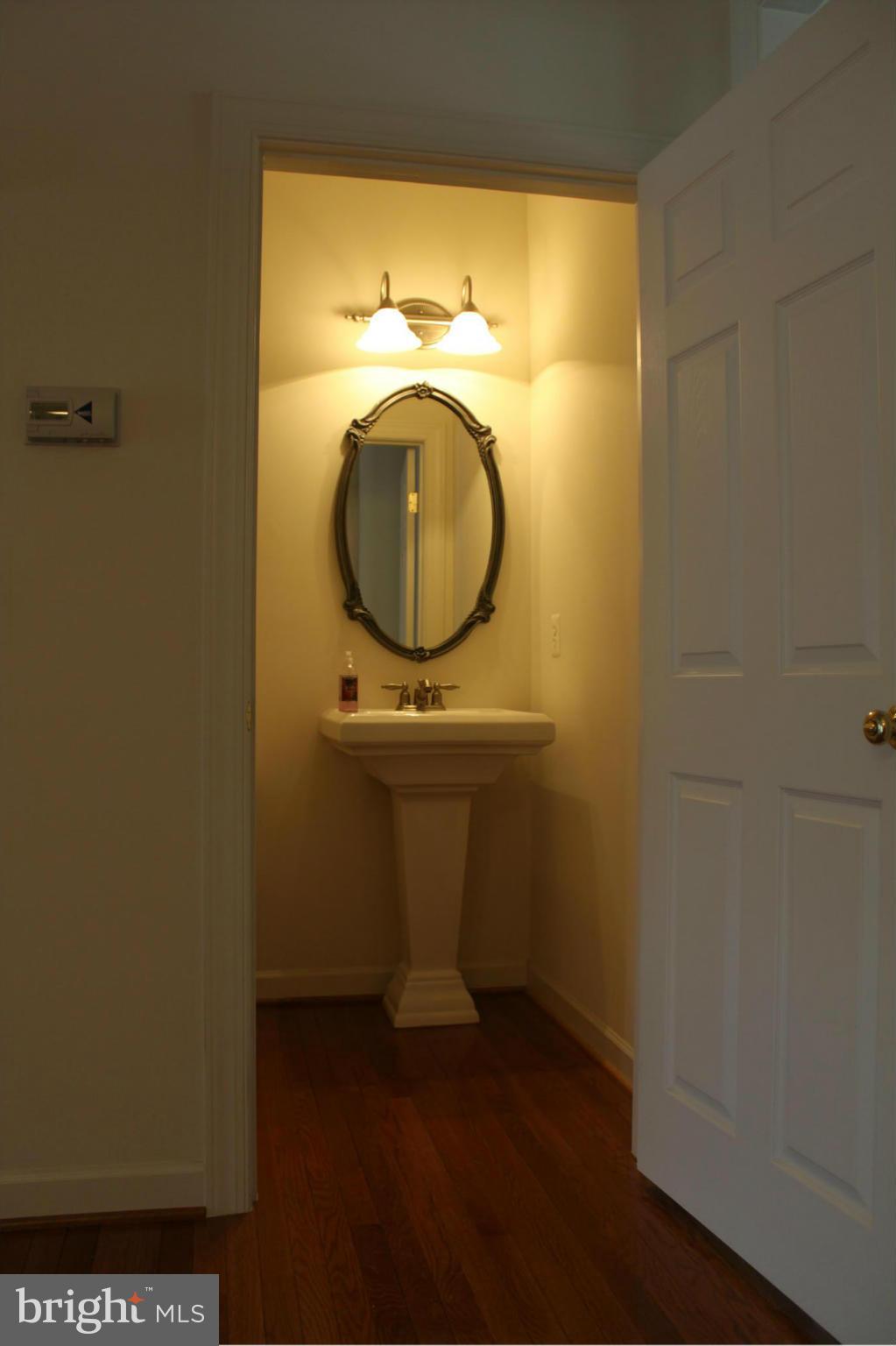 RESERVE AT TYSONS CORNER - Residential Lease