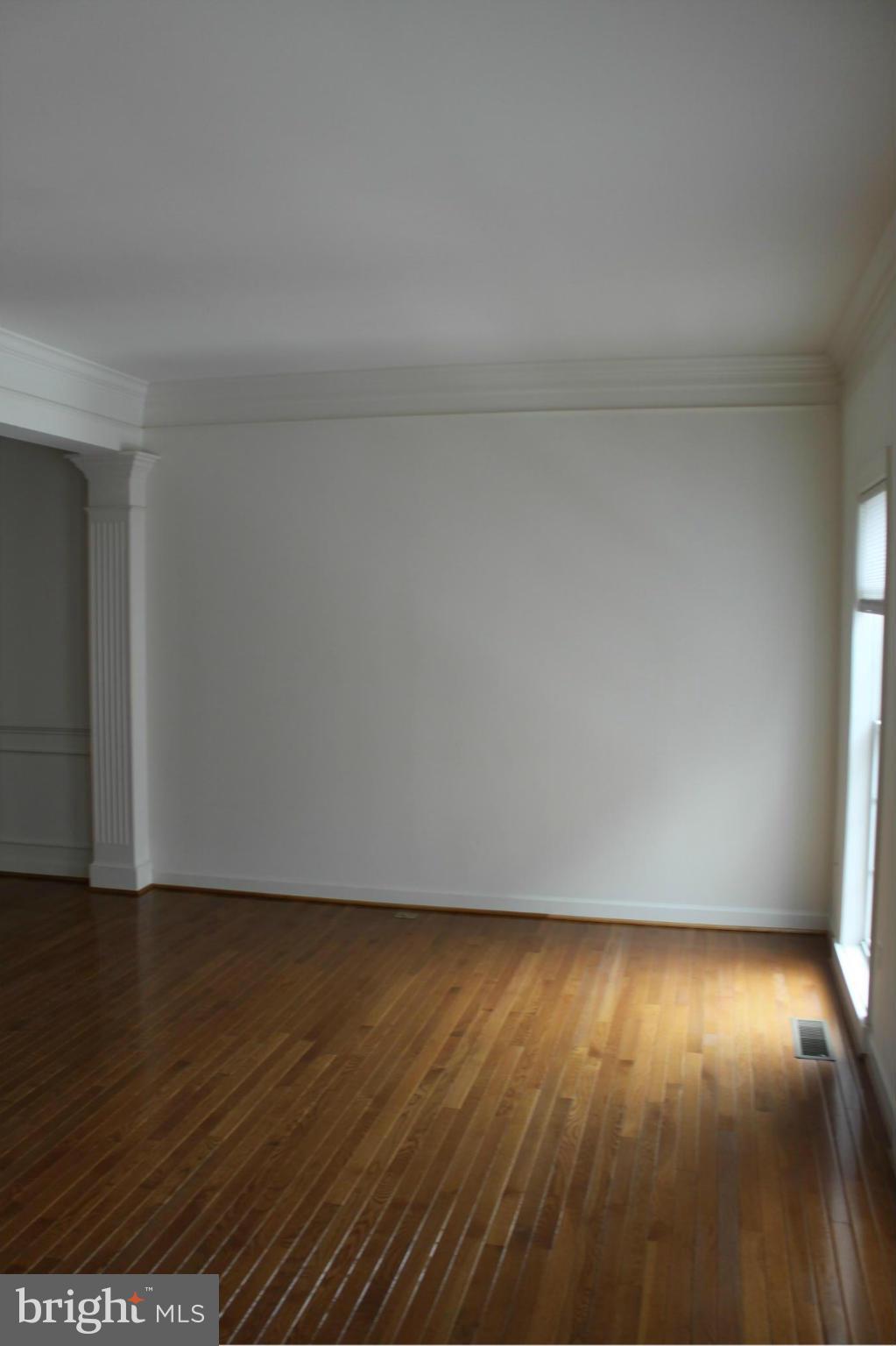 RESERVE AT TYSONS CORNER - Residential Lease