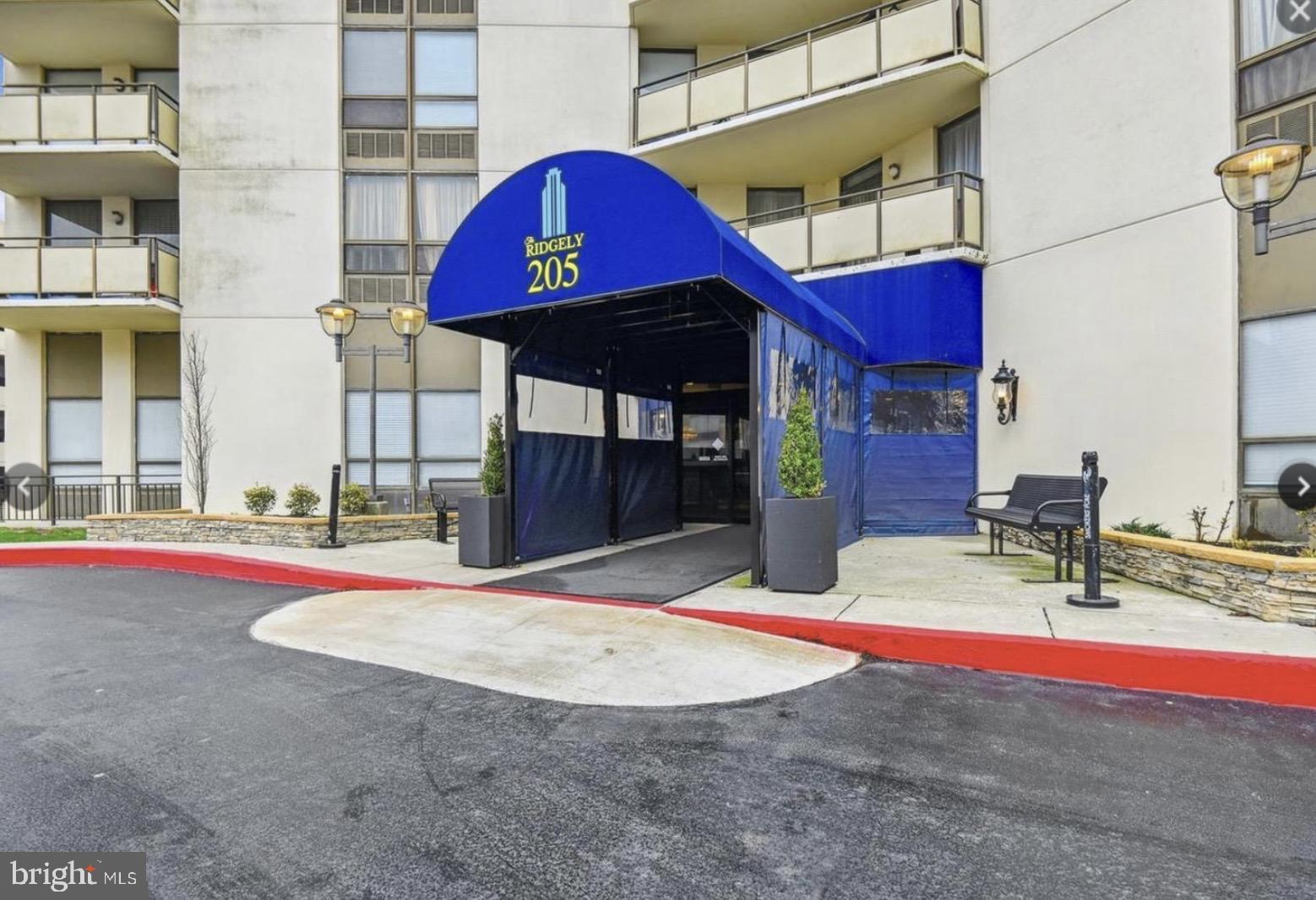 RIDGELY TOWSON CENTER - Residential