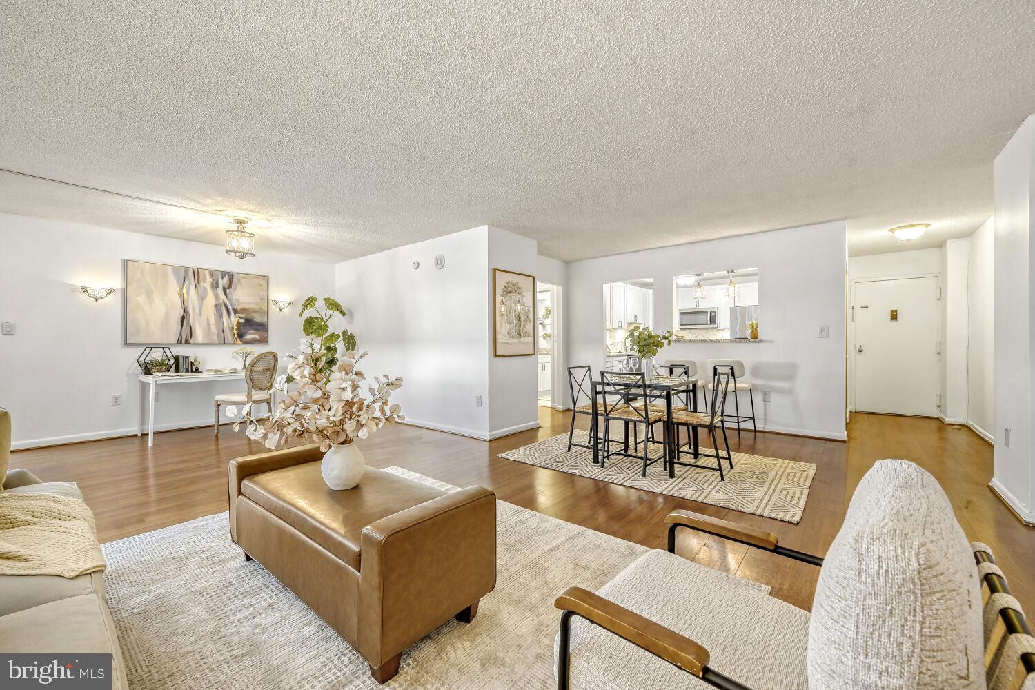 RIDGELY TOWSON CENTER - Residential