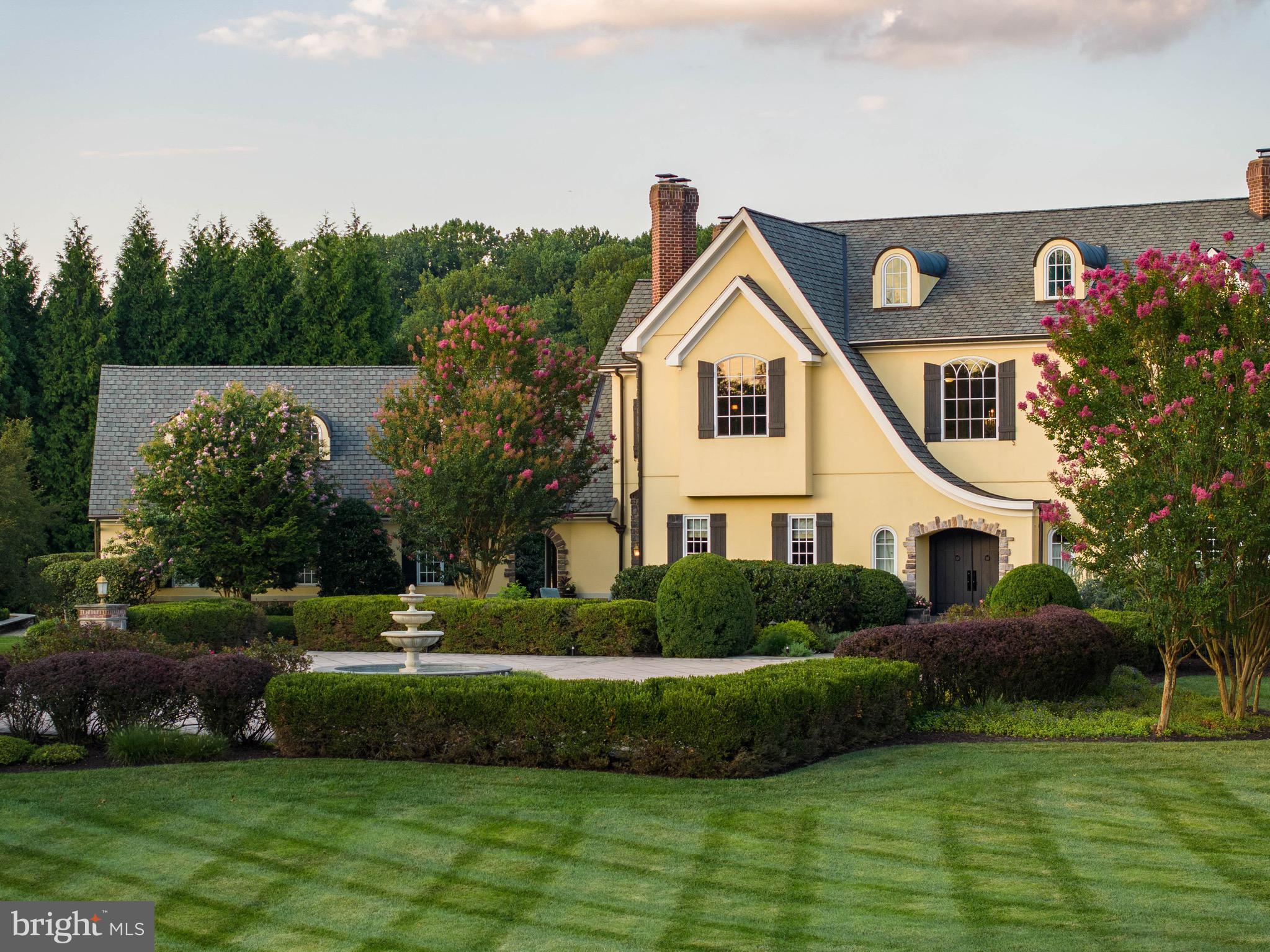 NICHOLSONS MANOR - Residential