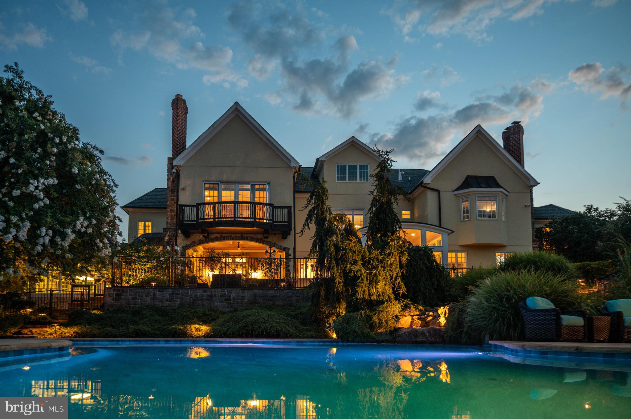 NICHOLSONS MANOR - Residential