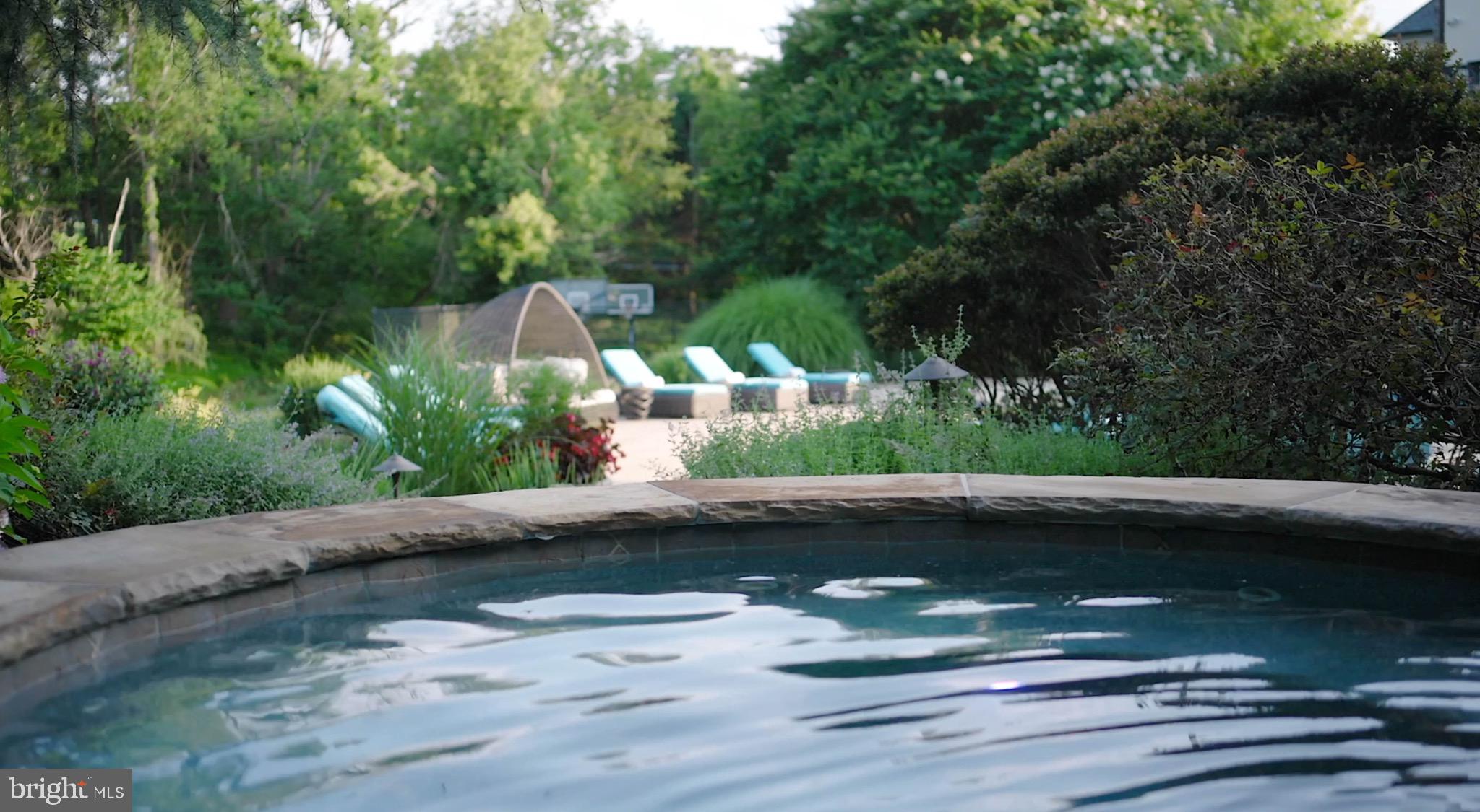 NICHOLSONS MANOR - Residential