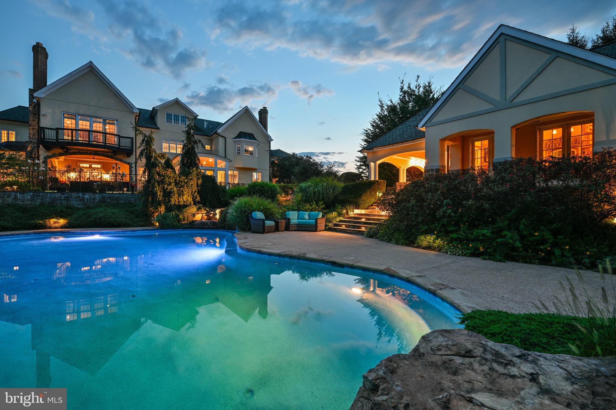 NICHOLSONS MANOR - Residential