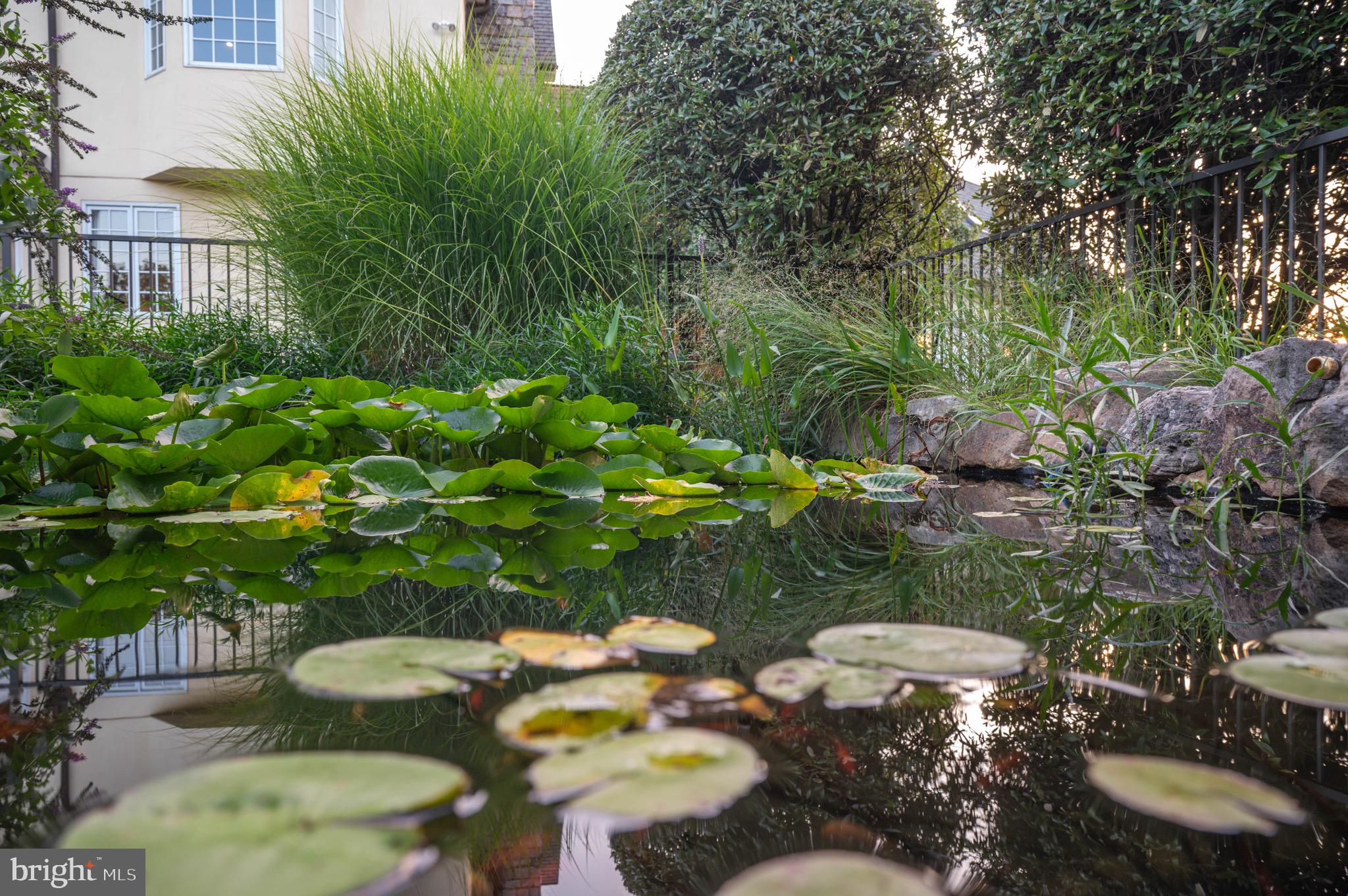 NICHOLSONS MANOR - Residential