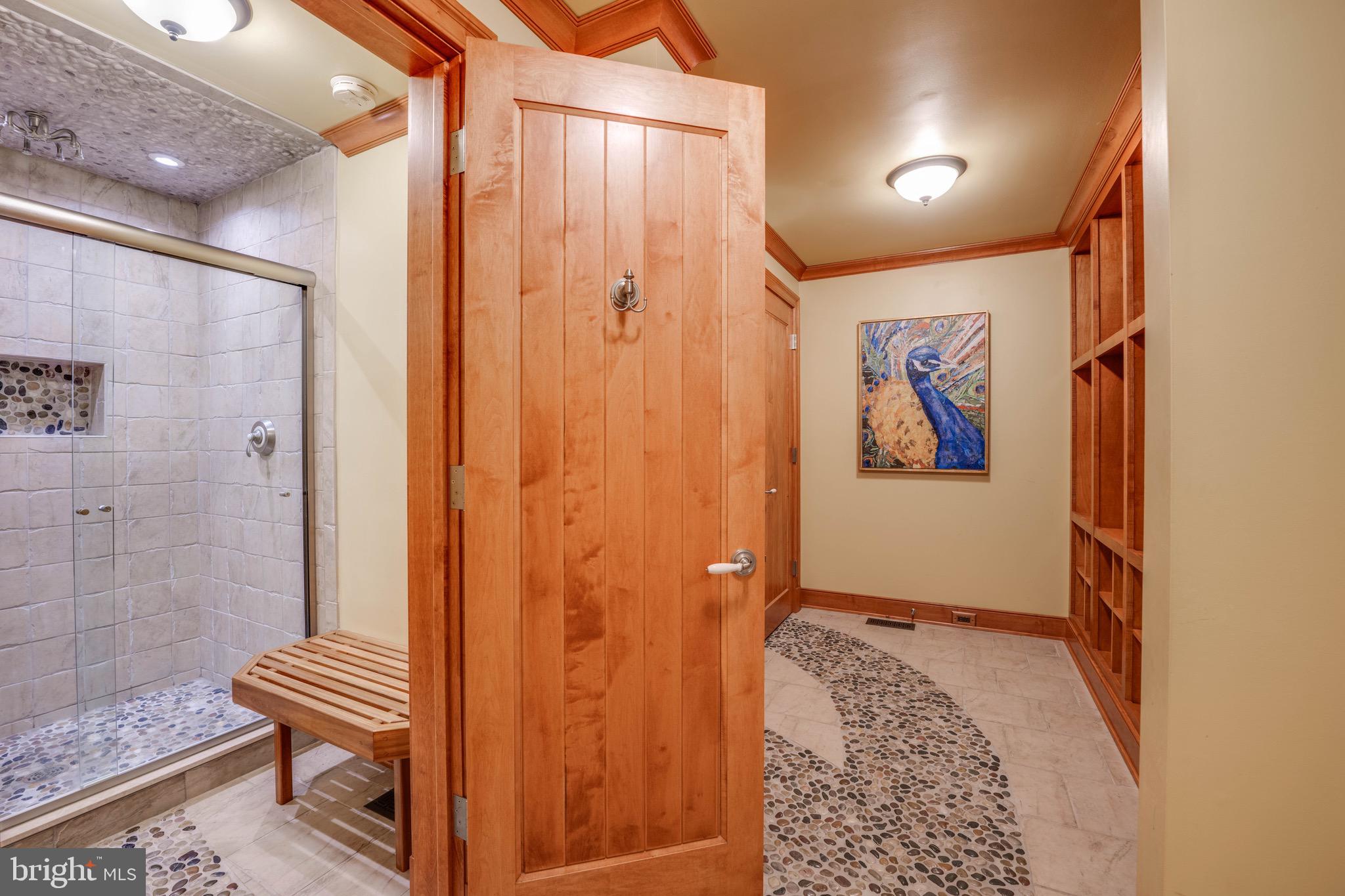 NICHOLSONS MANOR - Residential