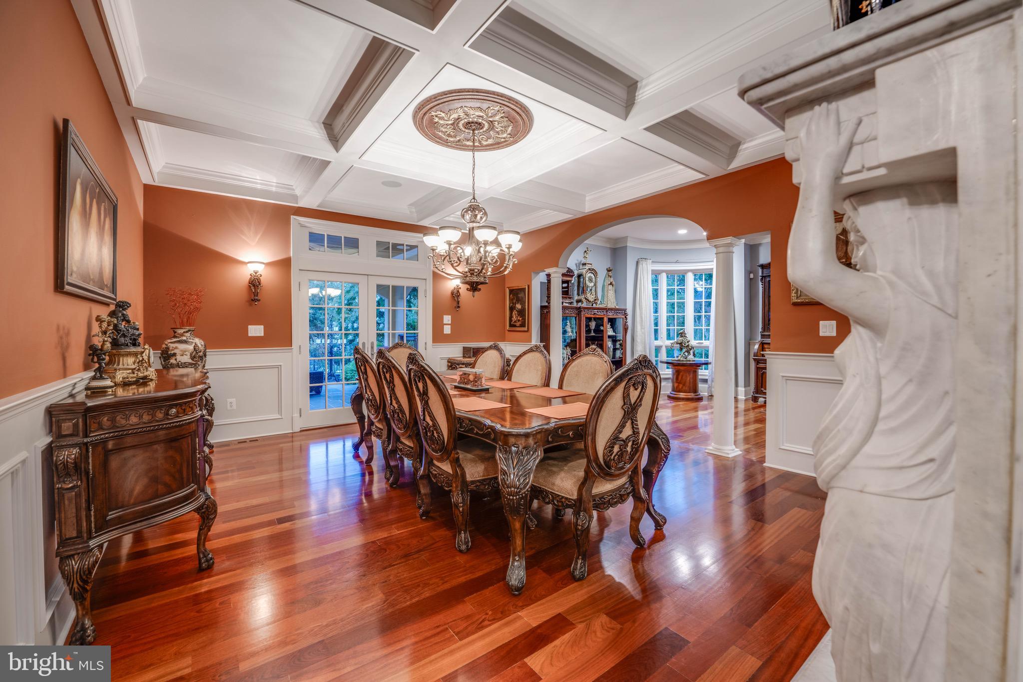 NICHOLSONS MANOR - Residential