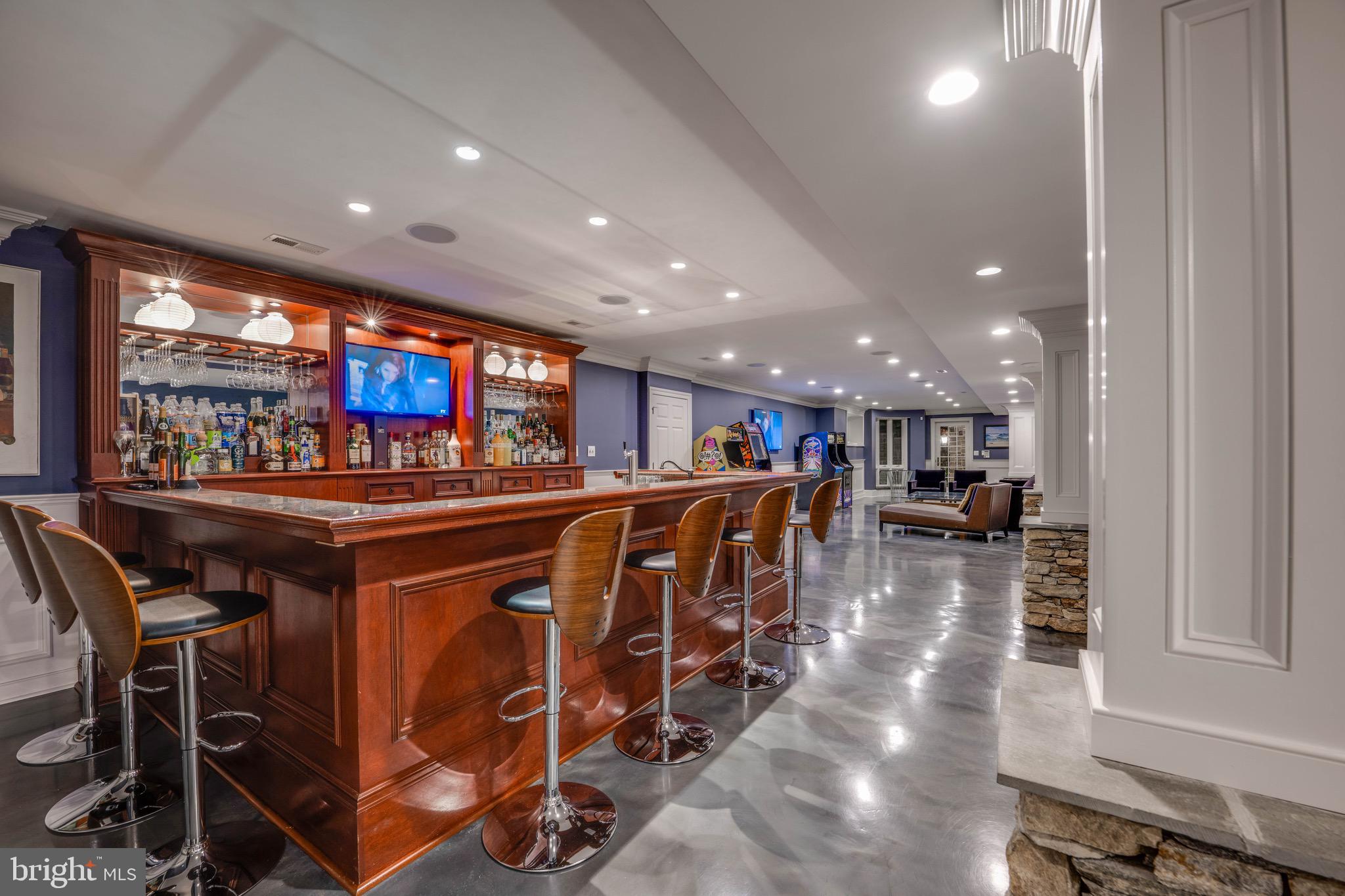 NICHOLSONS MANOR - Residential