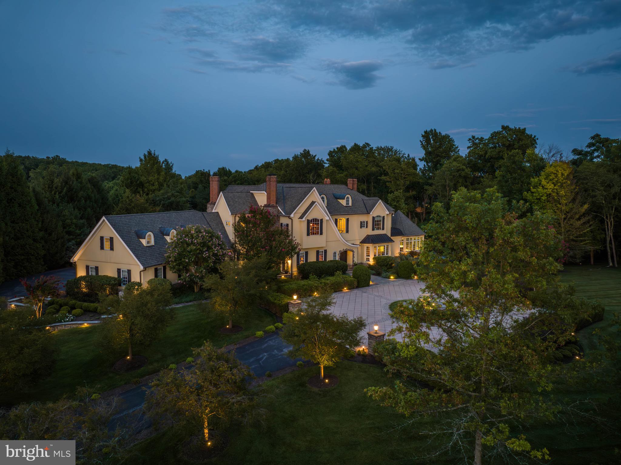 NICHOLSONS MANOR - Residential