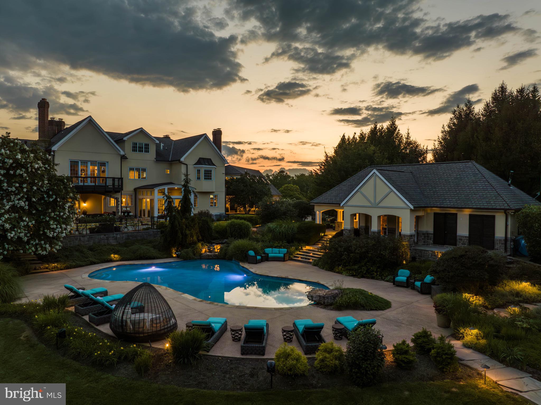 NICHOLSONS MANOR - Residential