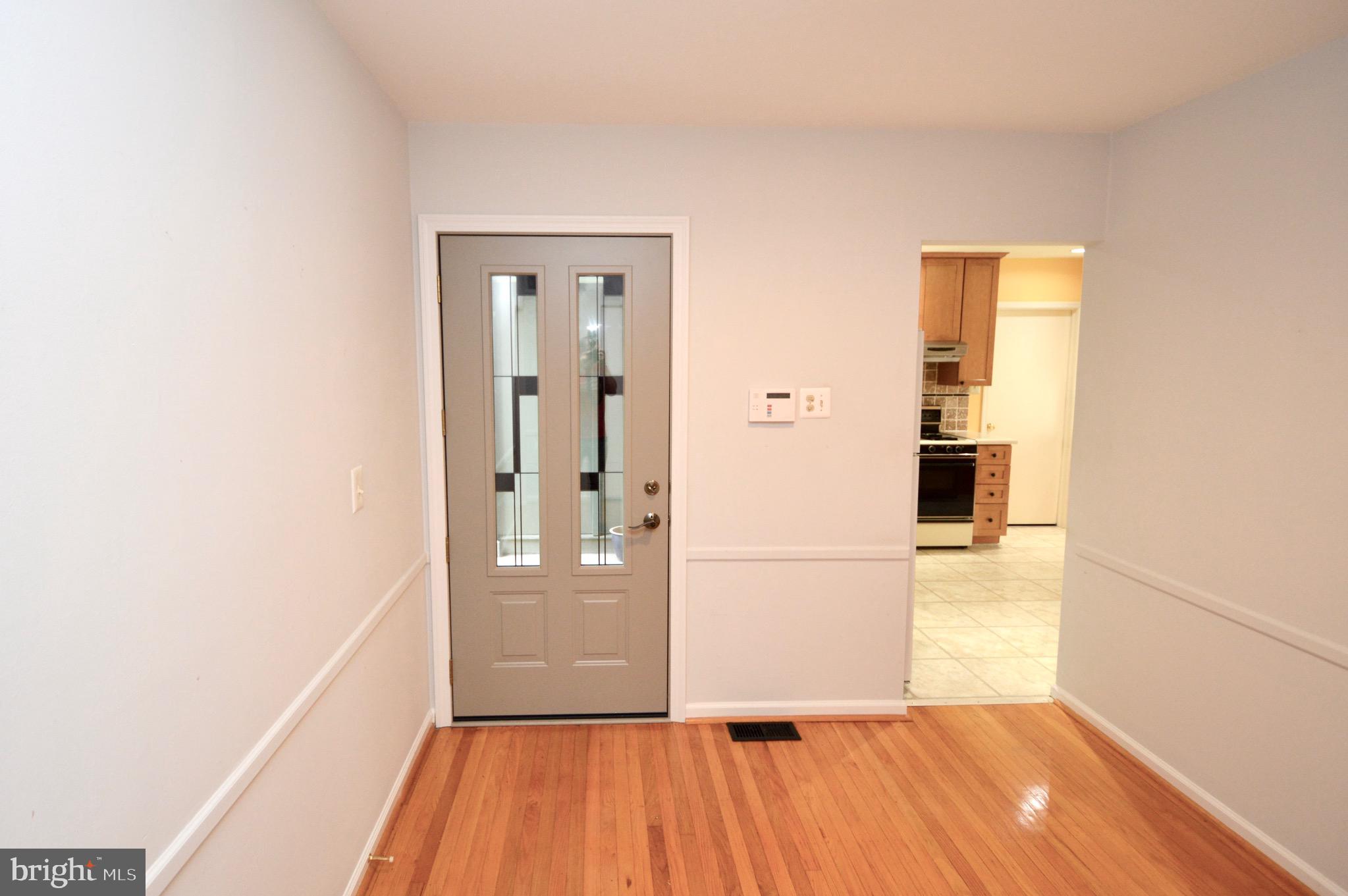 1121 CRANE DRIVE