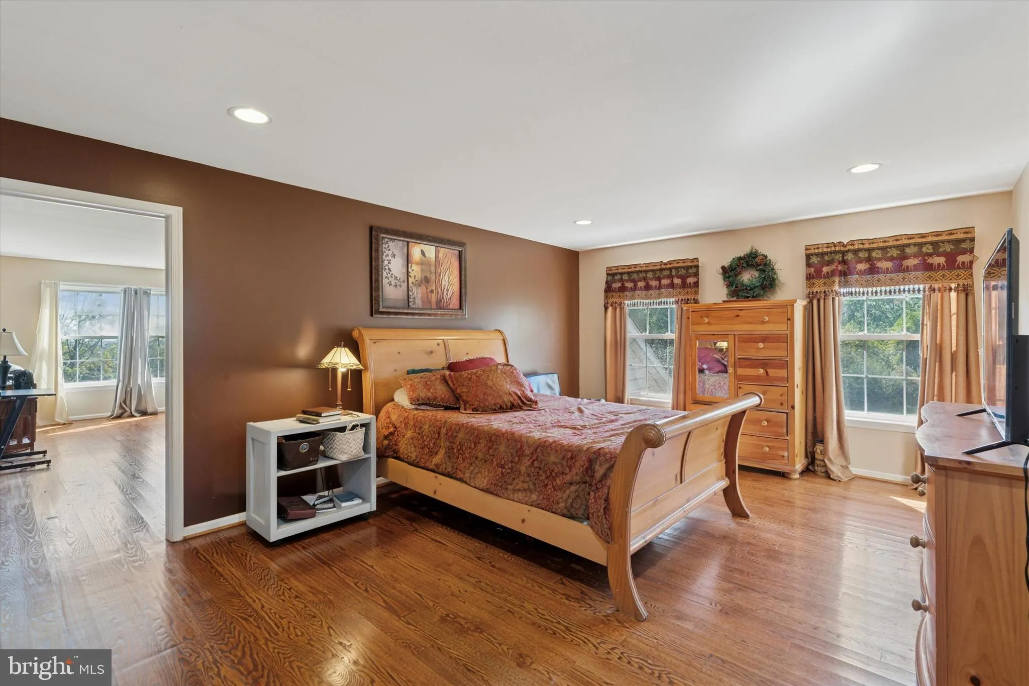 Sellersville, Pennsylvania 18960, United States, 4 Bedrooms Bedrooms, ,3 BathroomsBathrooms,Residential,Active,221957