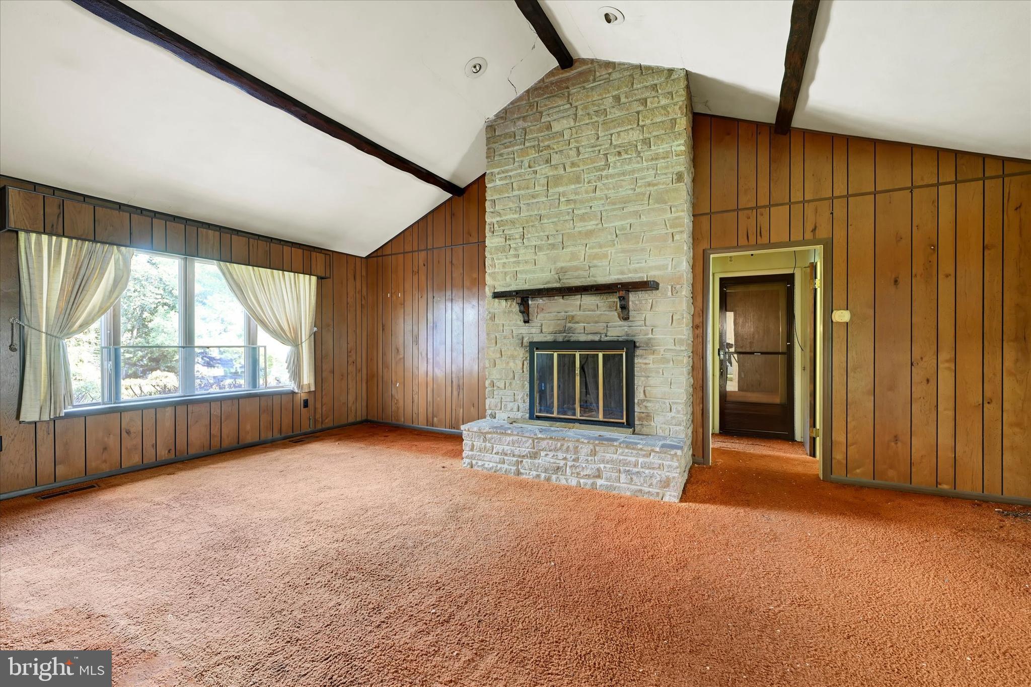 MANOR WOODS - Residential