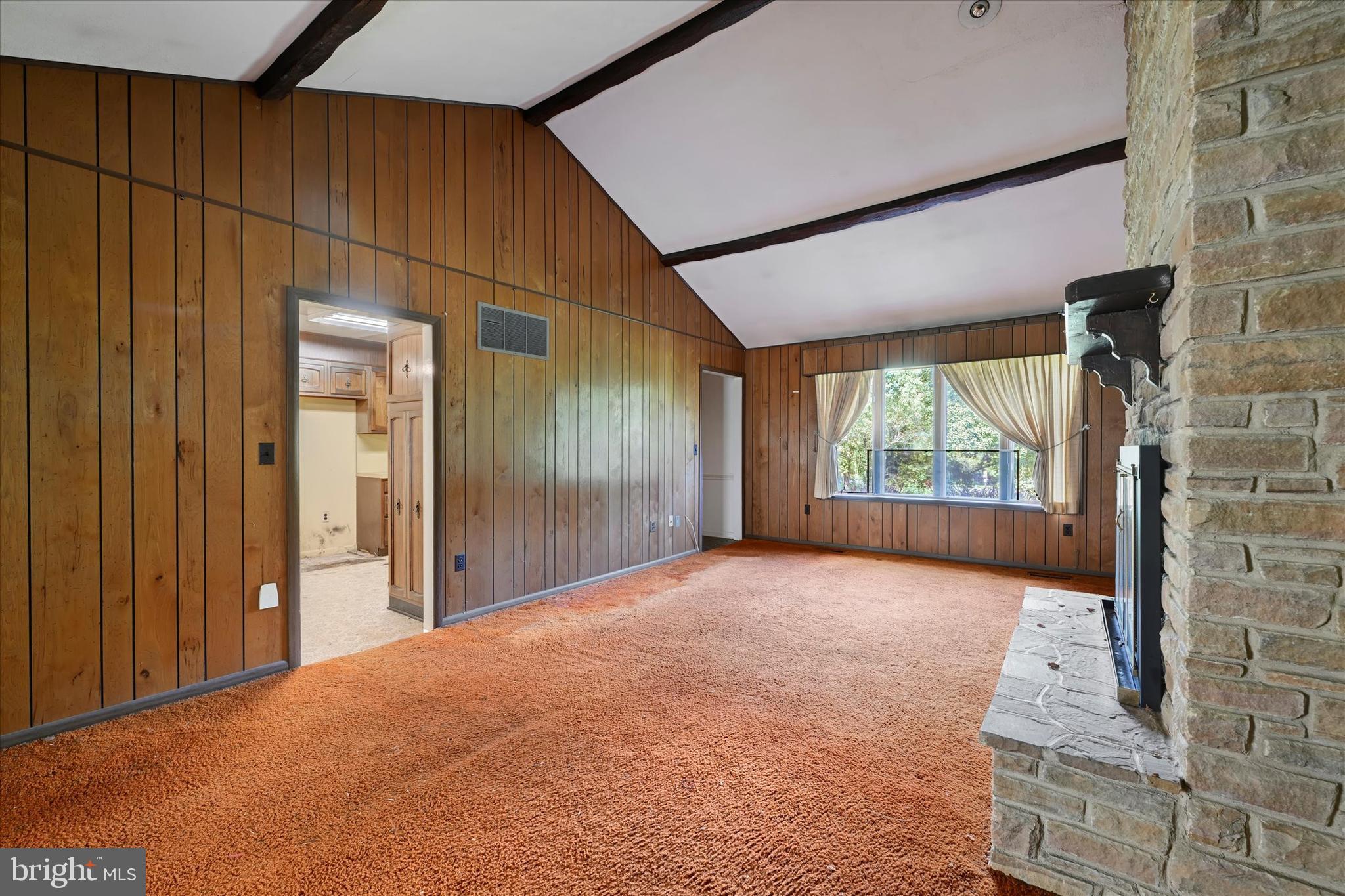 MANOR WOODS - Residential