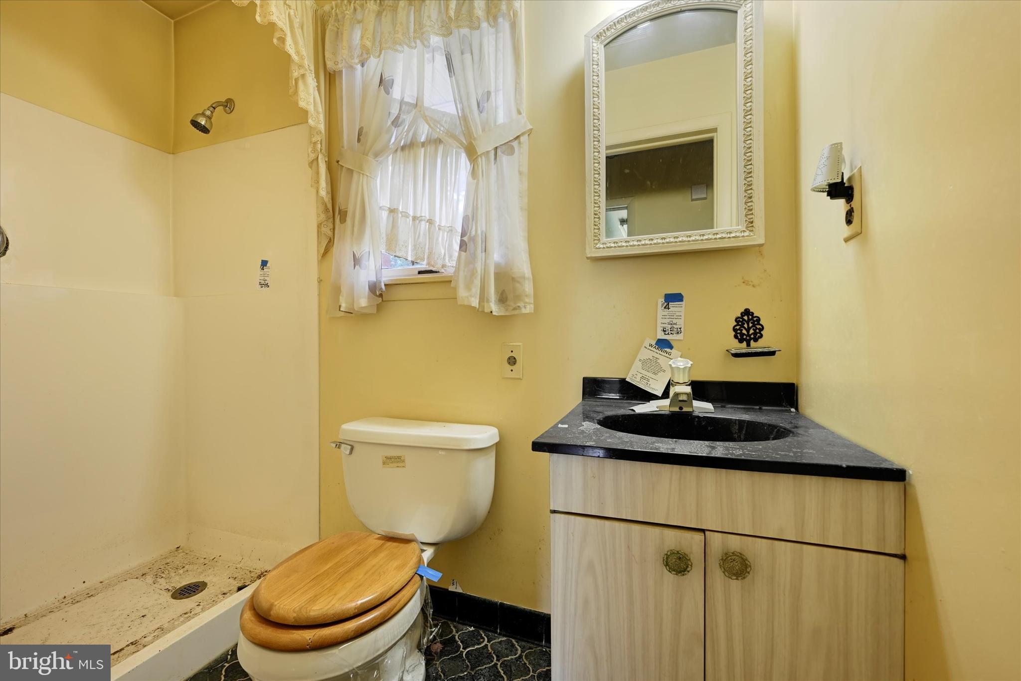 MANOR WOODS - Residential