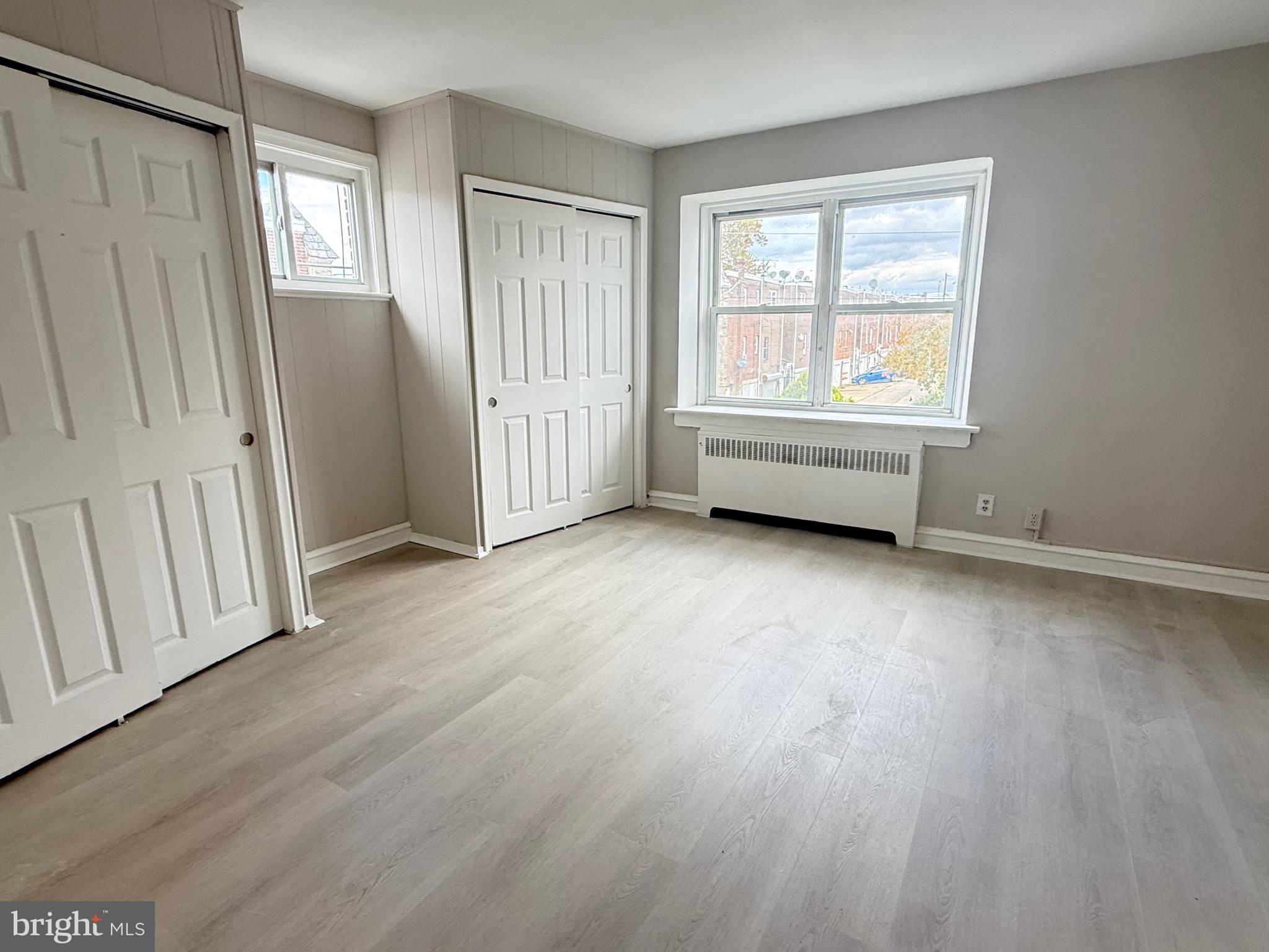 OXFORD CIRCLE - Residential