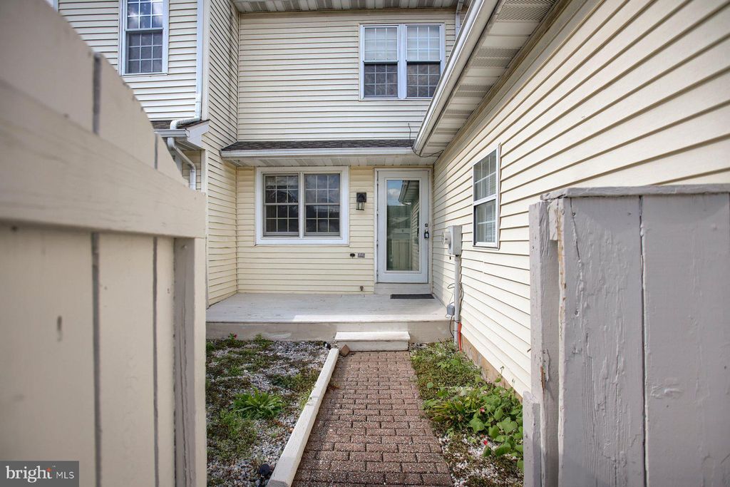 Photo of 31 Spring Walk Court, Lancaster, PA 17601 (MLS # PALA2036570)